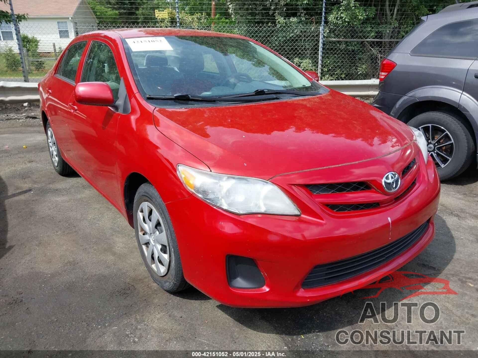 TOYOTA COROLLA 2013 - 2T1BU4EE1DC925875