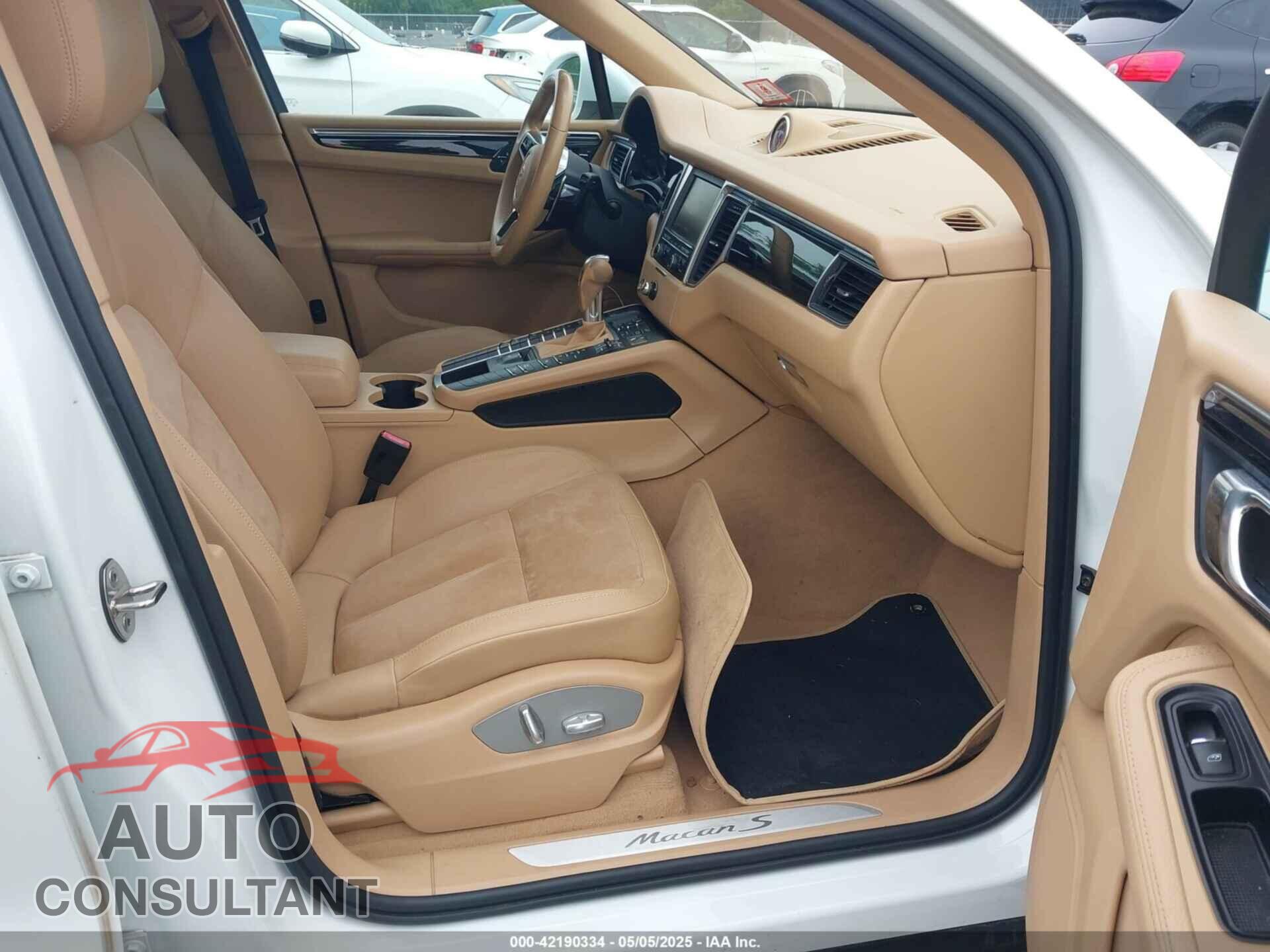 PORSCHE MACAN 2015 - WP1AB2A58FLB74358
