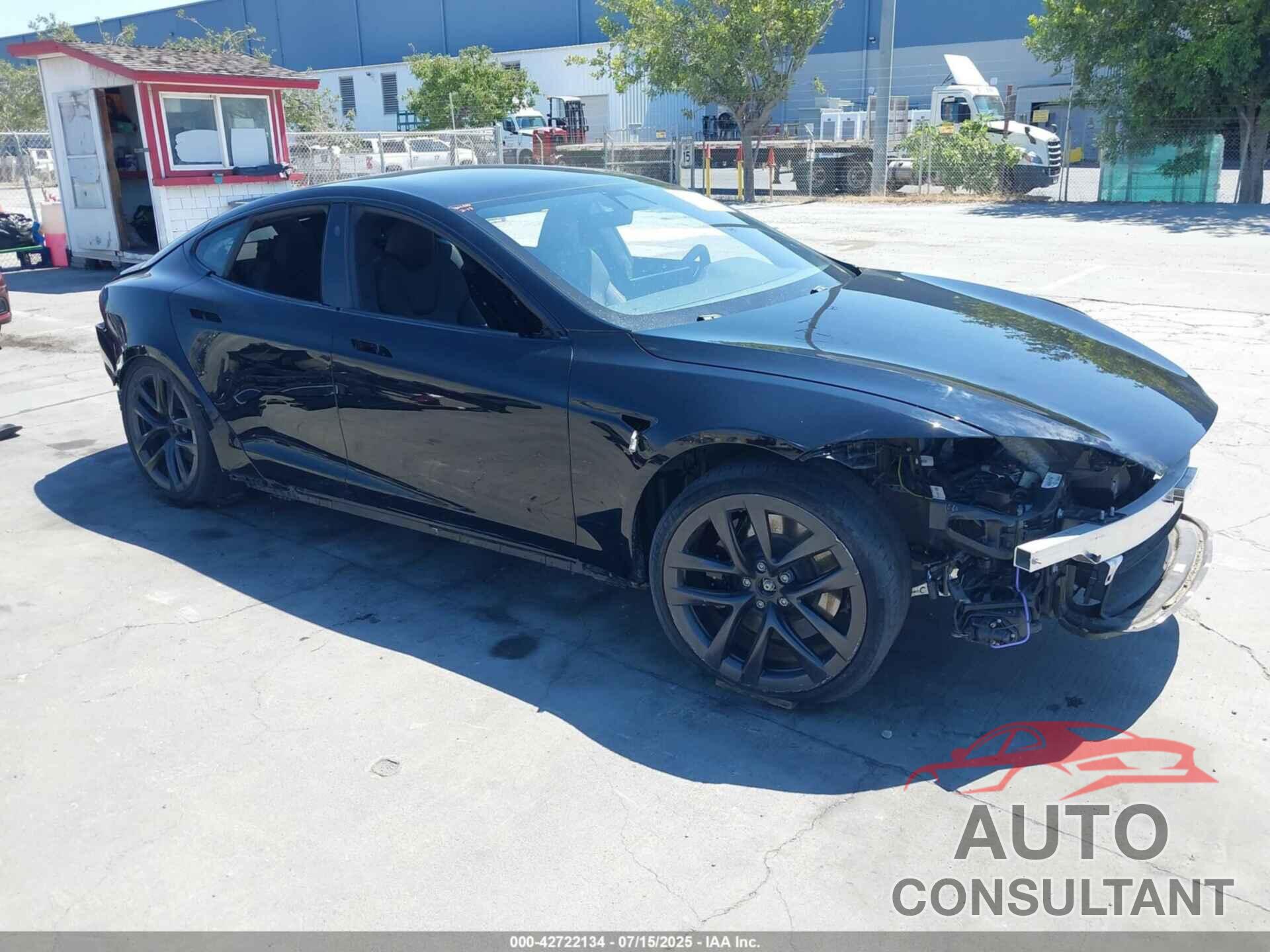 TESLA MODEL S 2022 - 5YJSA1E62NF477255