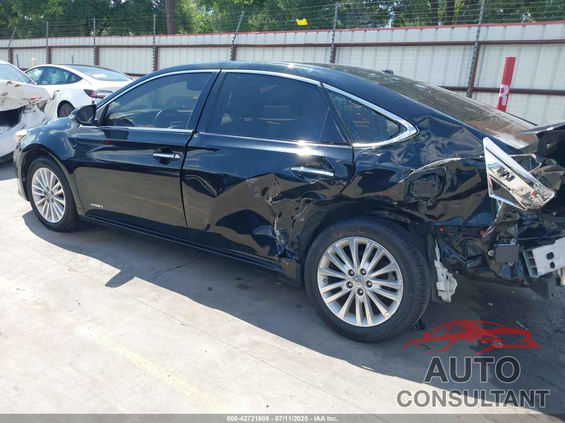 TOYOTA AVALON HYBRID 2013 - 4T1BD1EB8DU004871