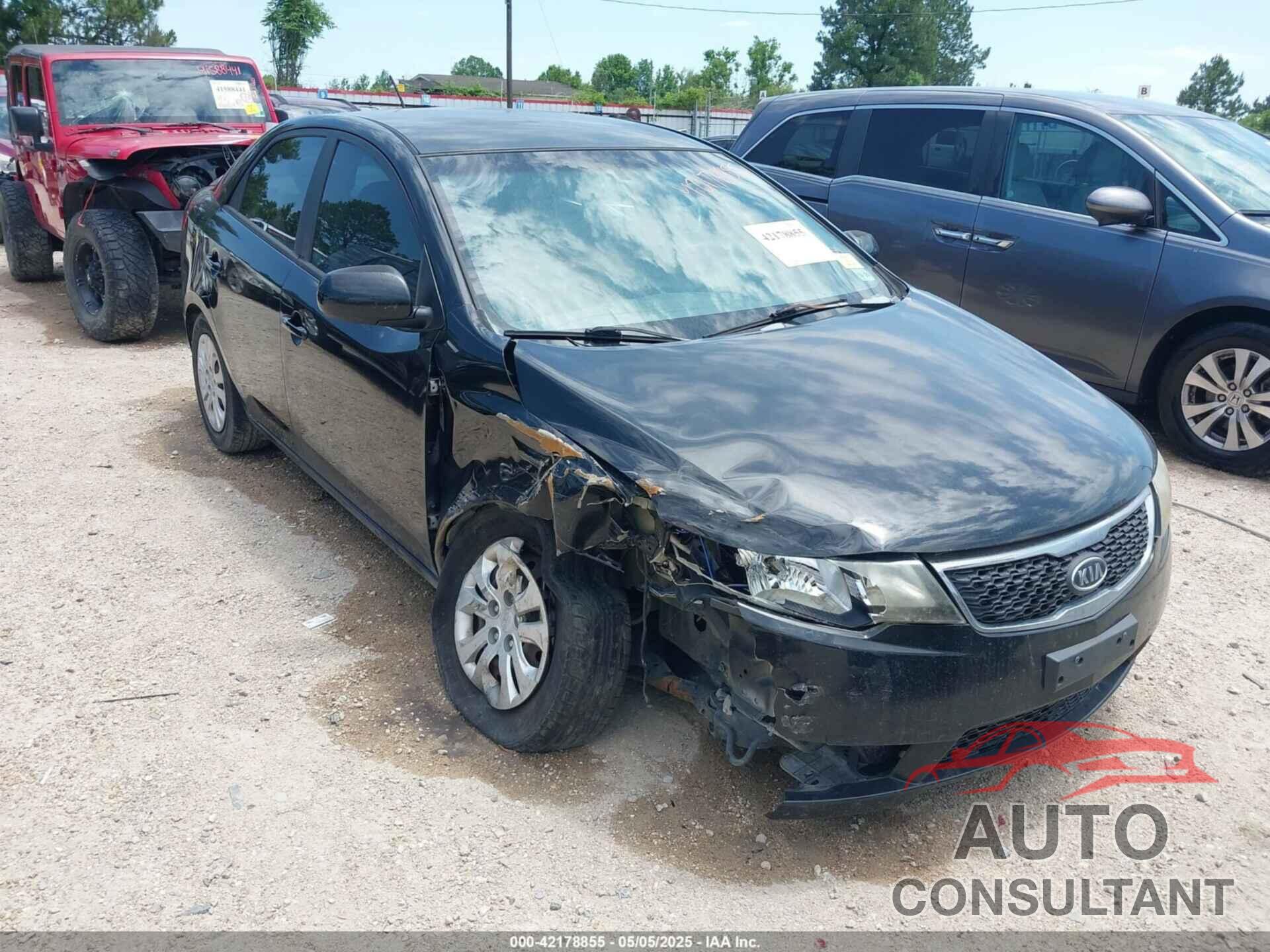 KIA FORTE 2013 - KNAFT4A2XD5713972