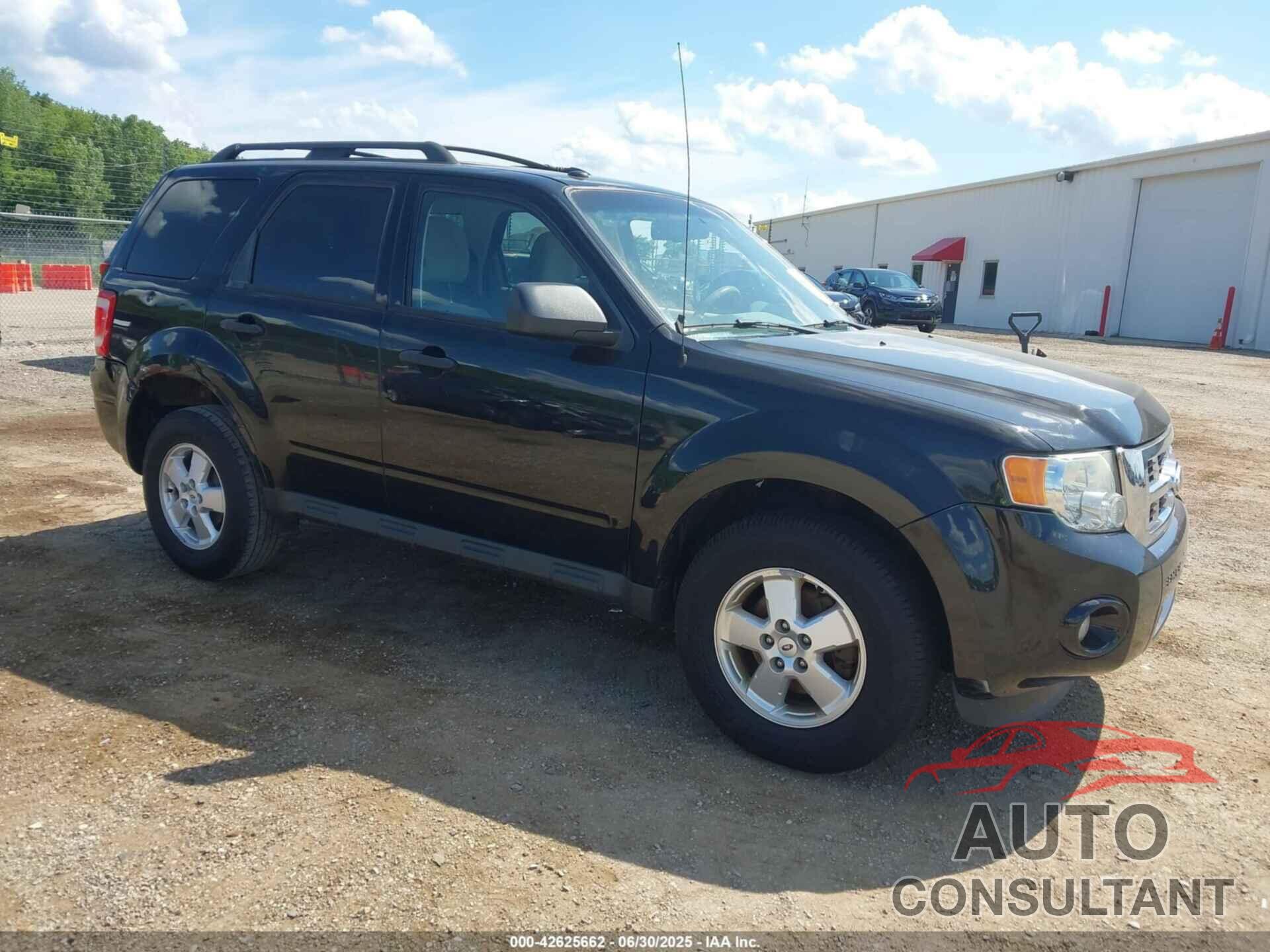 FORD ESCAPE 2011 - 1FMCU0D76BKA66676