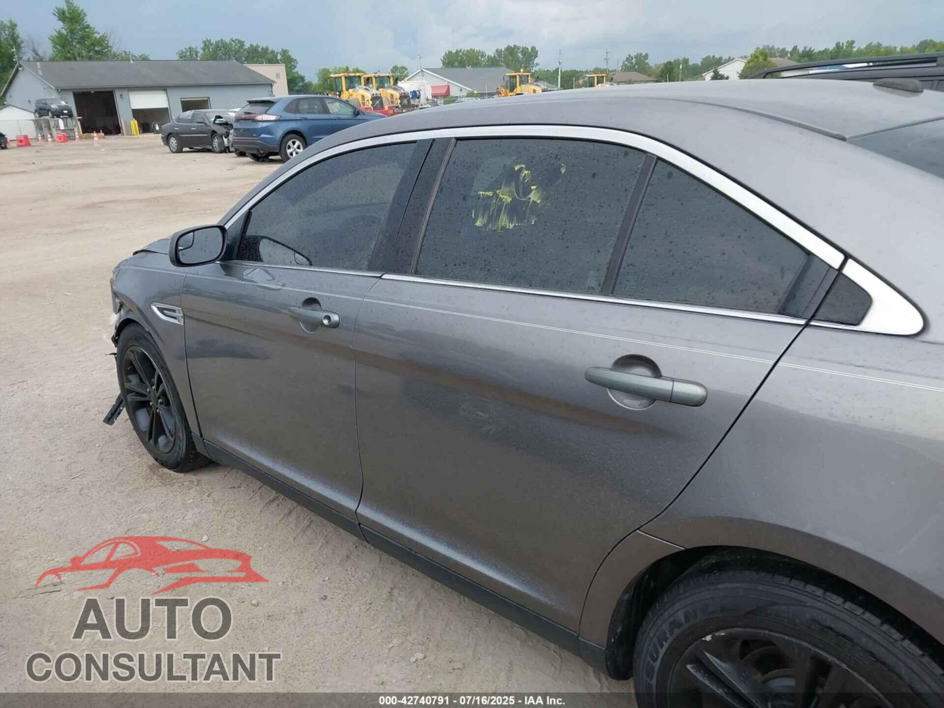 FORD TAURUS 2013 - 1FAHP2E80DG209461