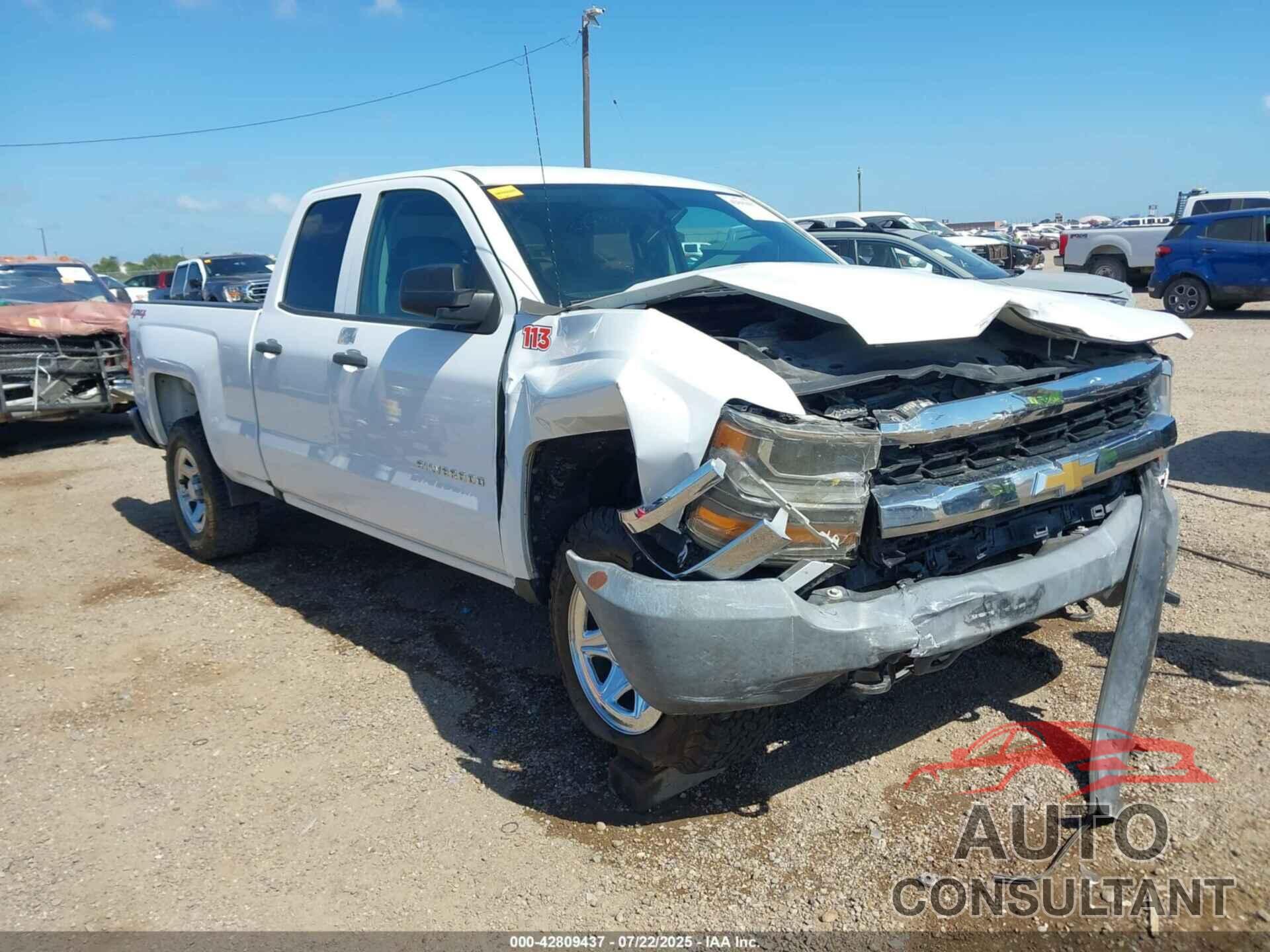 CHEVROLET SILVERADO 1500 2018 - 1GCVKNEC9JZ200436