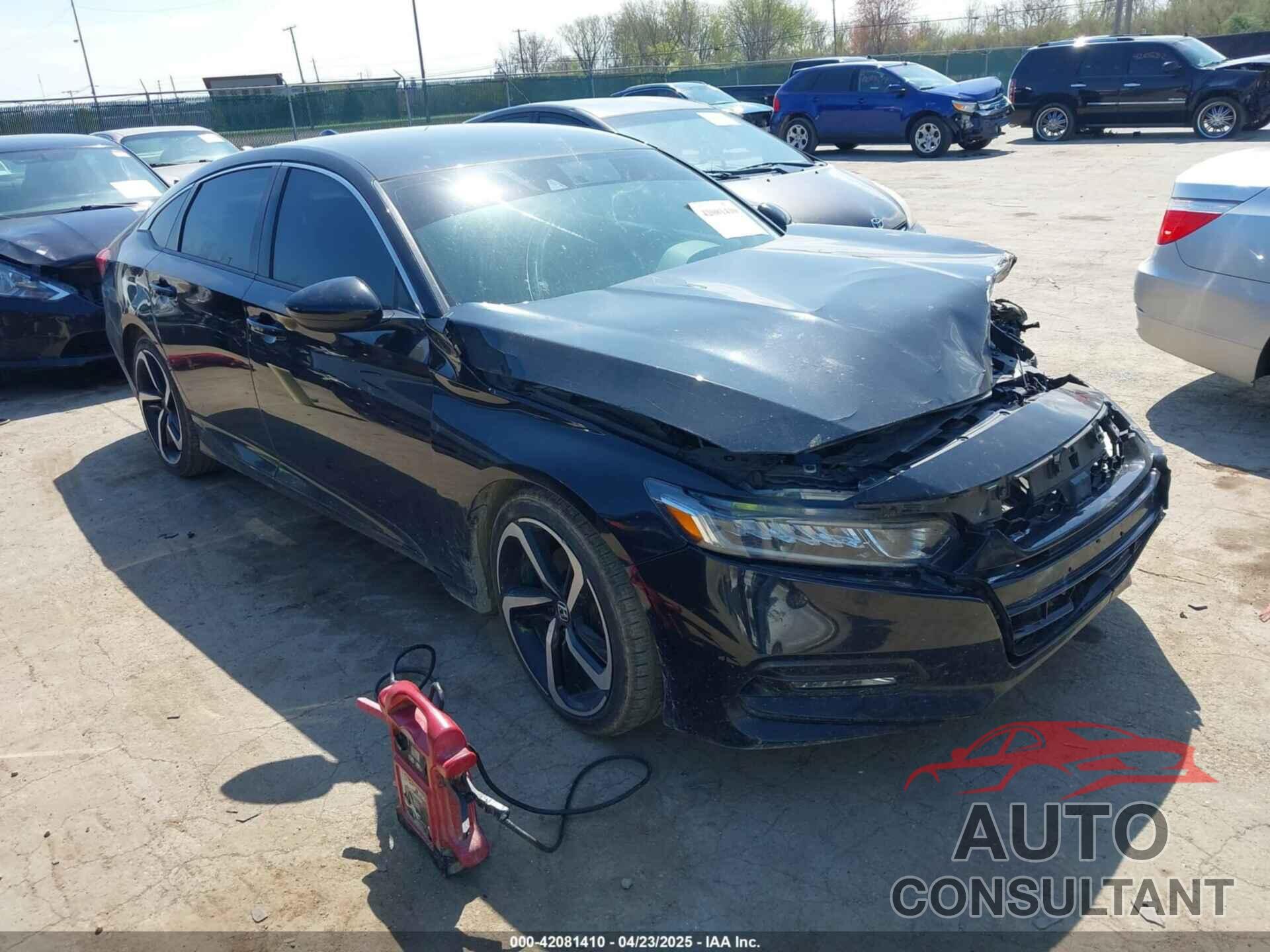 HONDA ACCORD 2018 - 1HGCV1F33JA130387