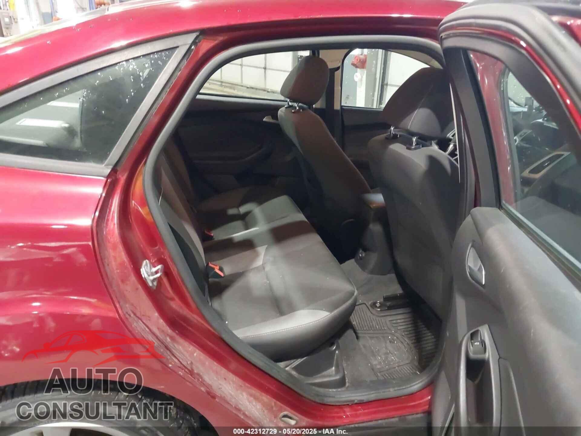 FORD FOCUS 2014 - 1FADP3F28EL354593