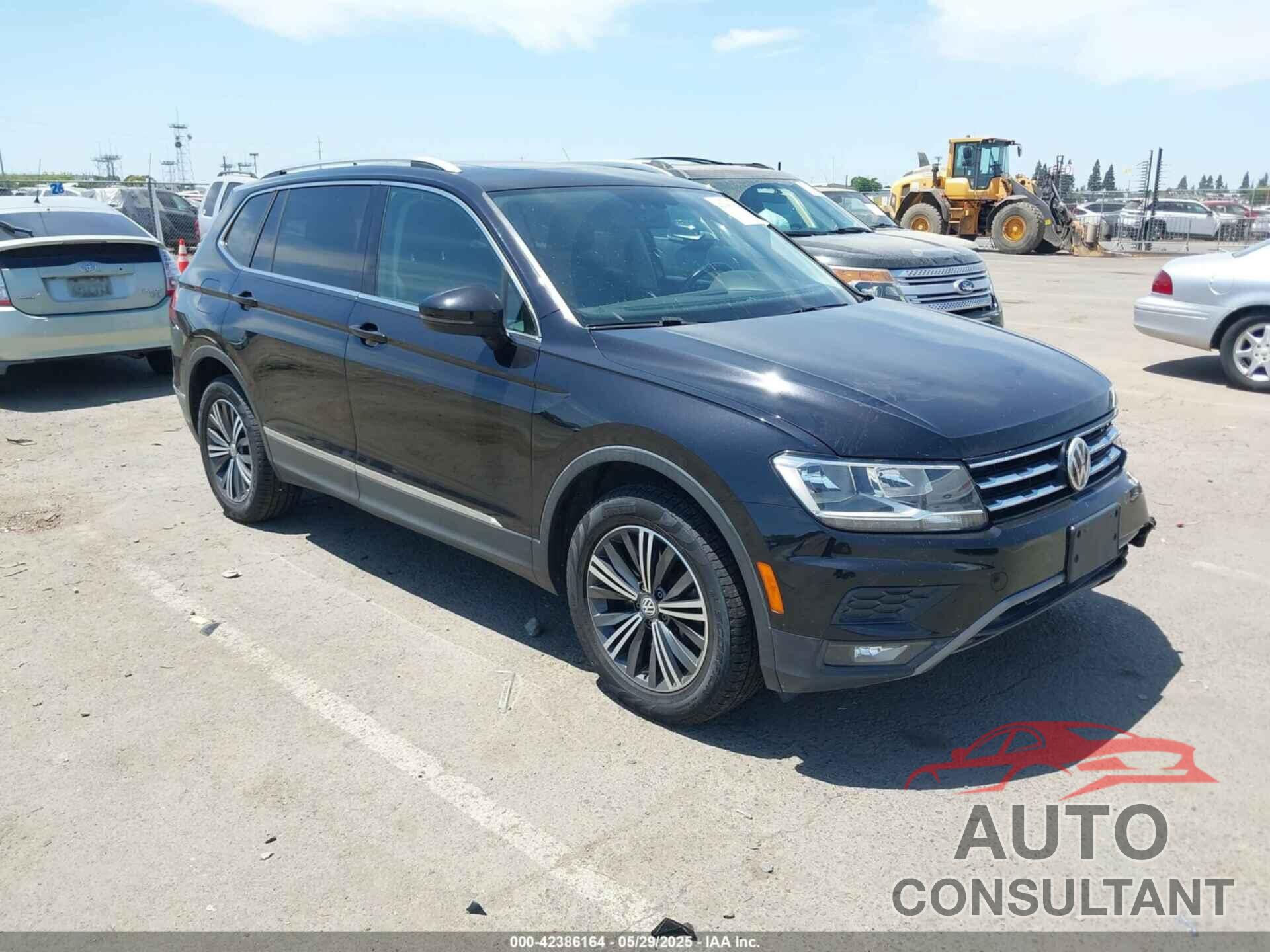 VOLKSWAGEN TIGUAN 2018 - 3VV3B7AX2JM058848