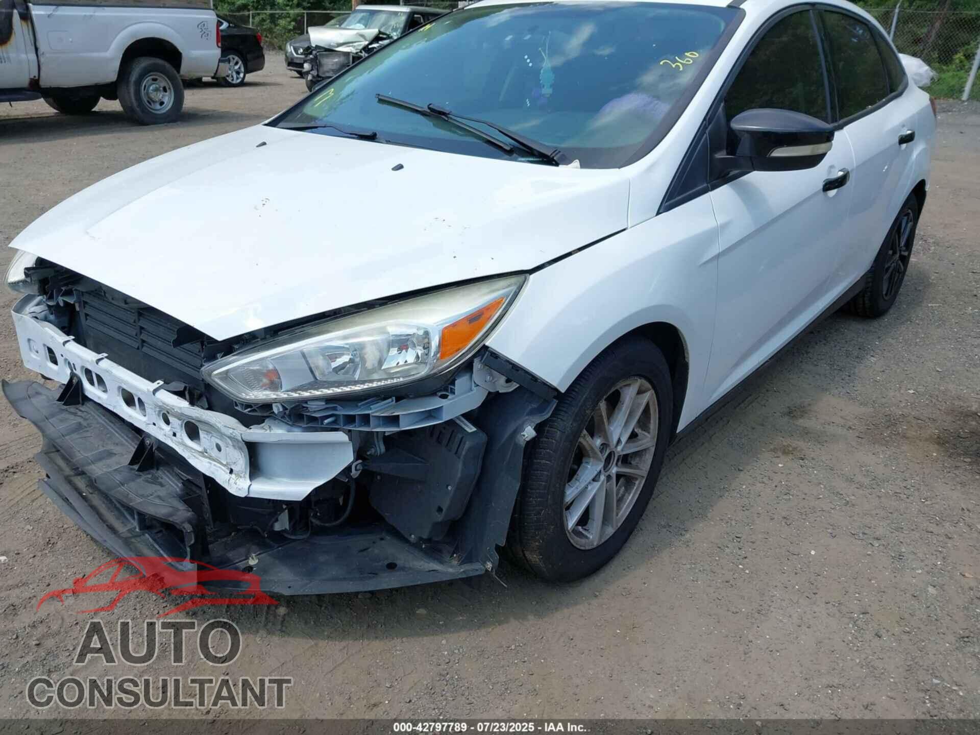 FORD FOCUS 2017 - 1FADP3F20HL335945