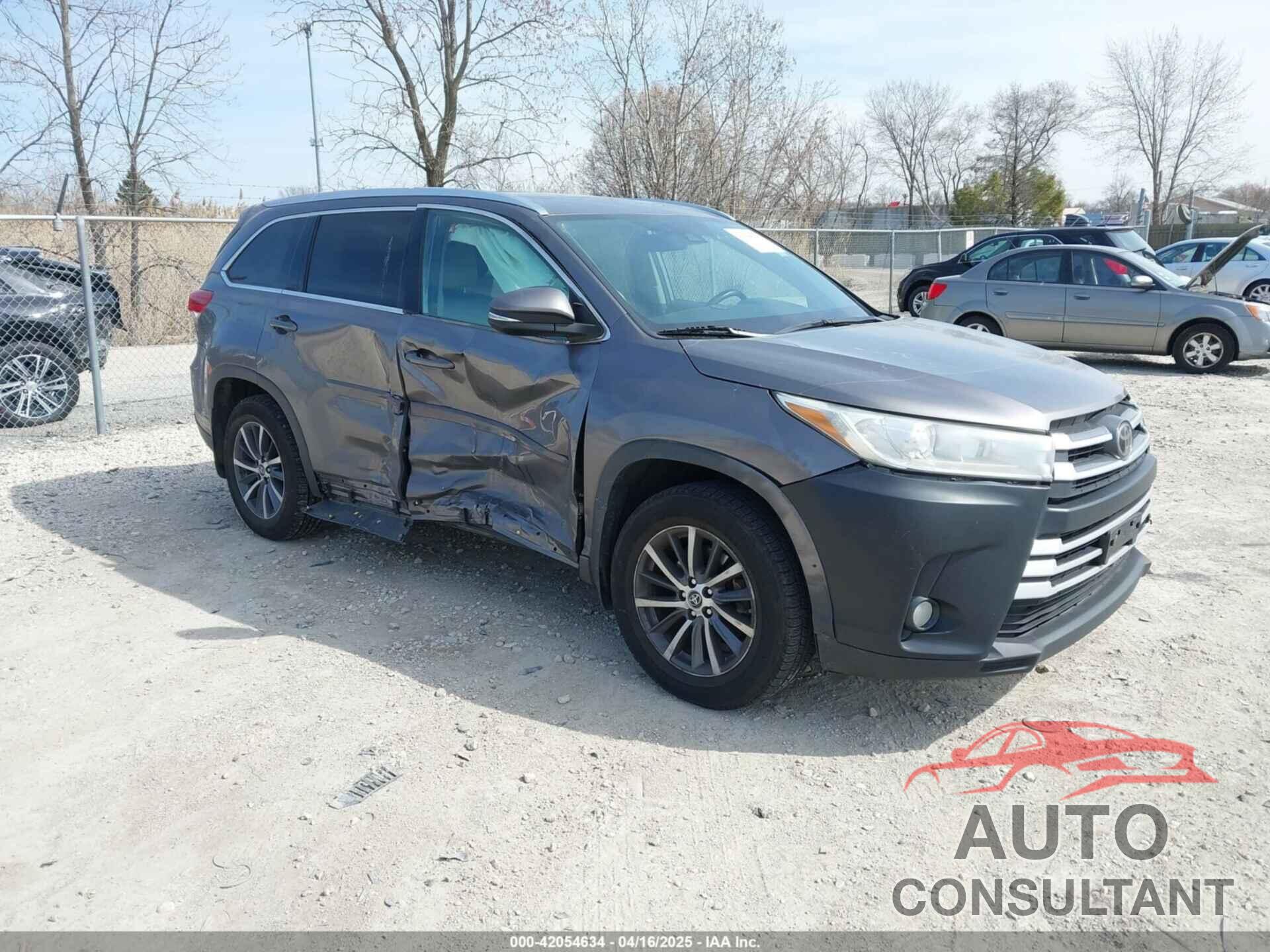 TOYOTA HIGHLANDER 2018 - 5TDJZRFH8JS530792