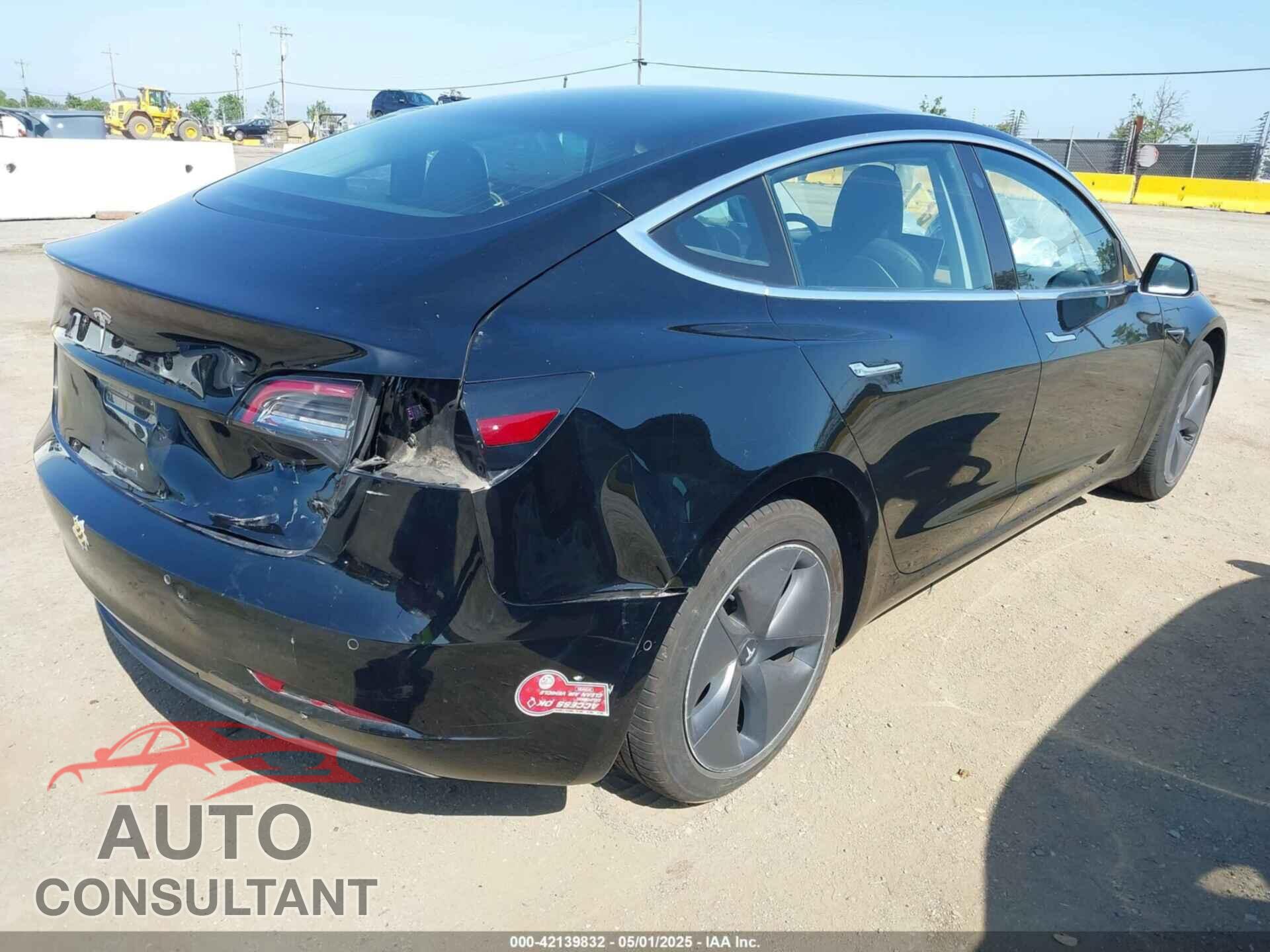 TESLA MODEL 3 2018 - 5YJ3E1EA7JF057031