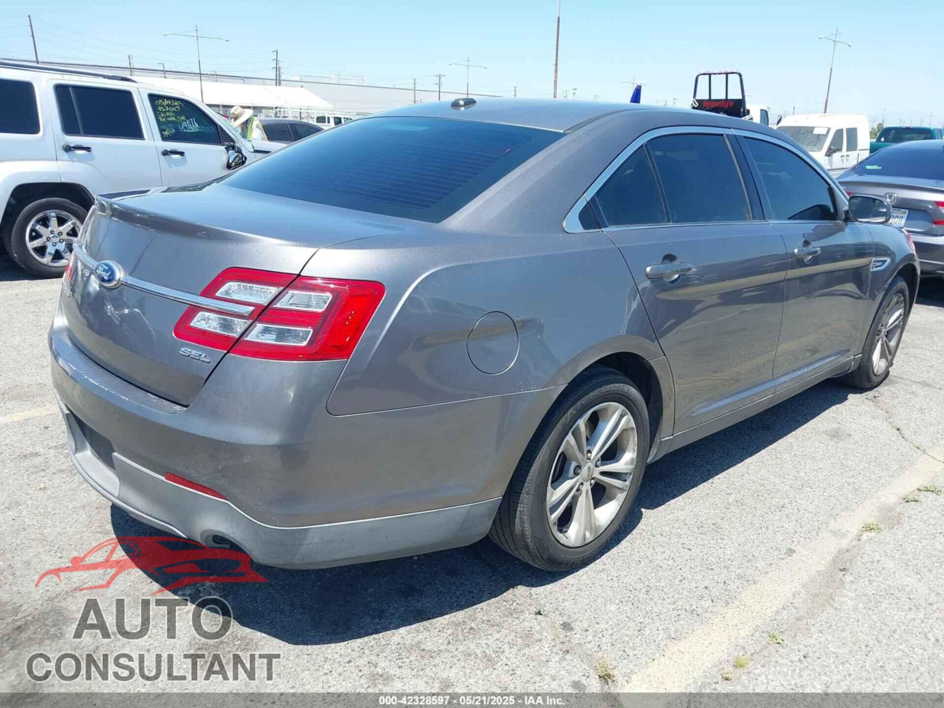 FORD TAURUS 2013 - 1FAHP2E88DG178170