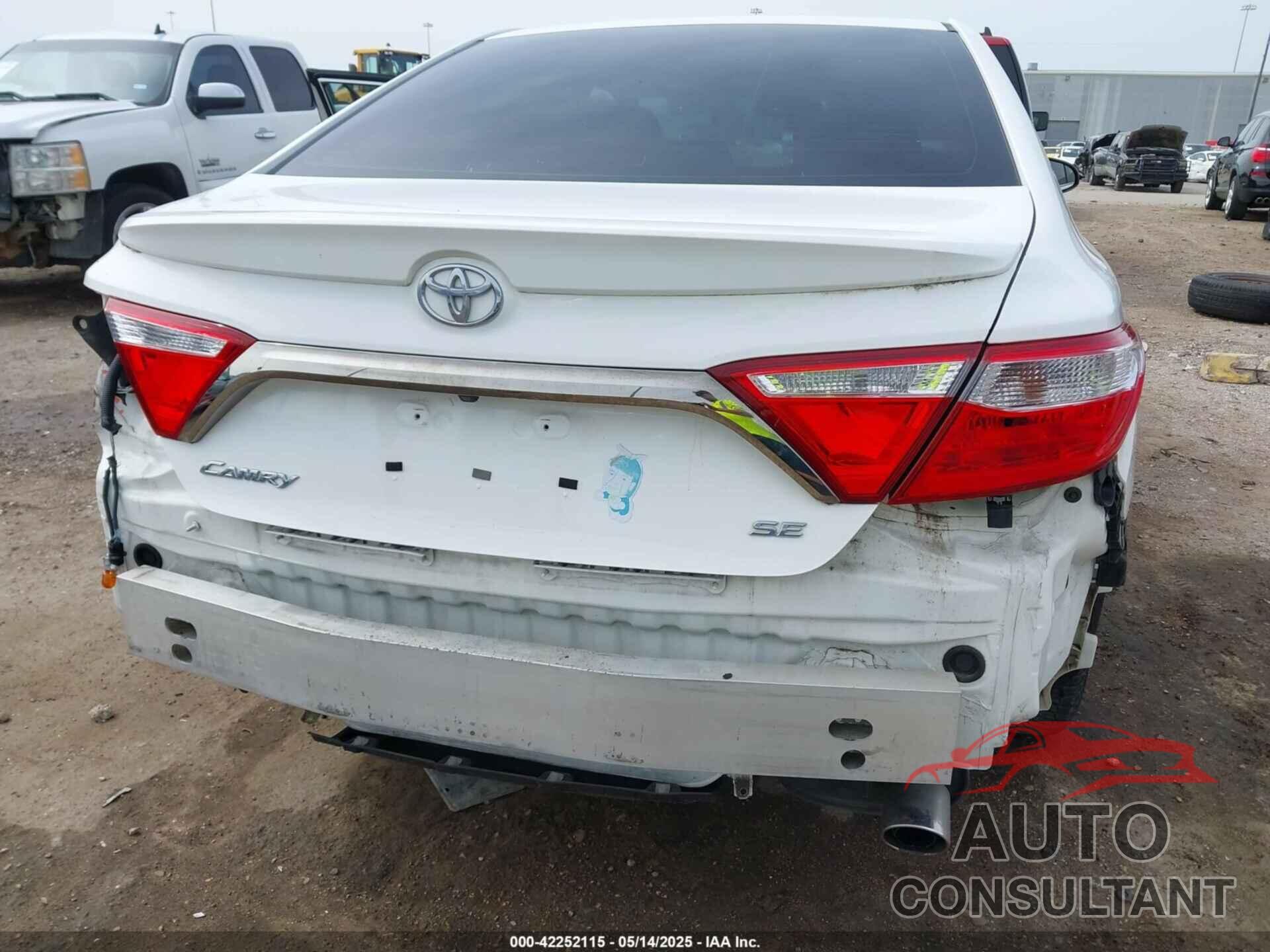 TOYOTA CAMRY 2016 - 4T1BF1FK3GU131024