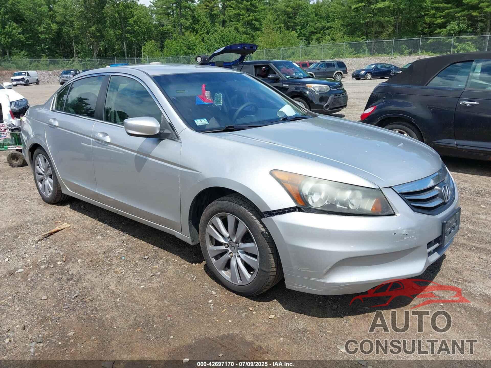 HONDA ACCORD 2011 - 1HGCP2F38BA017634