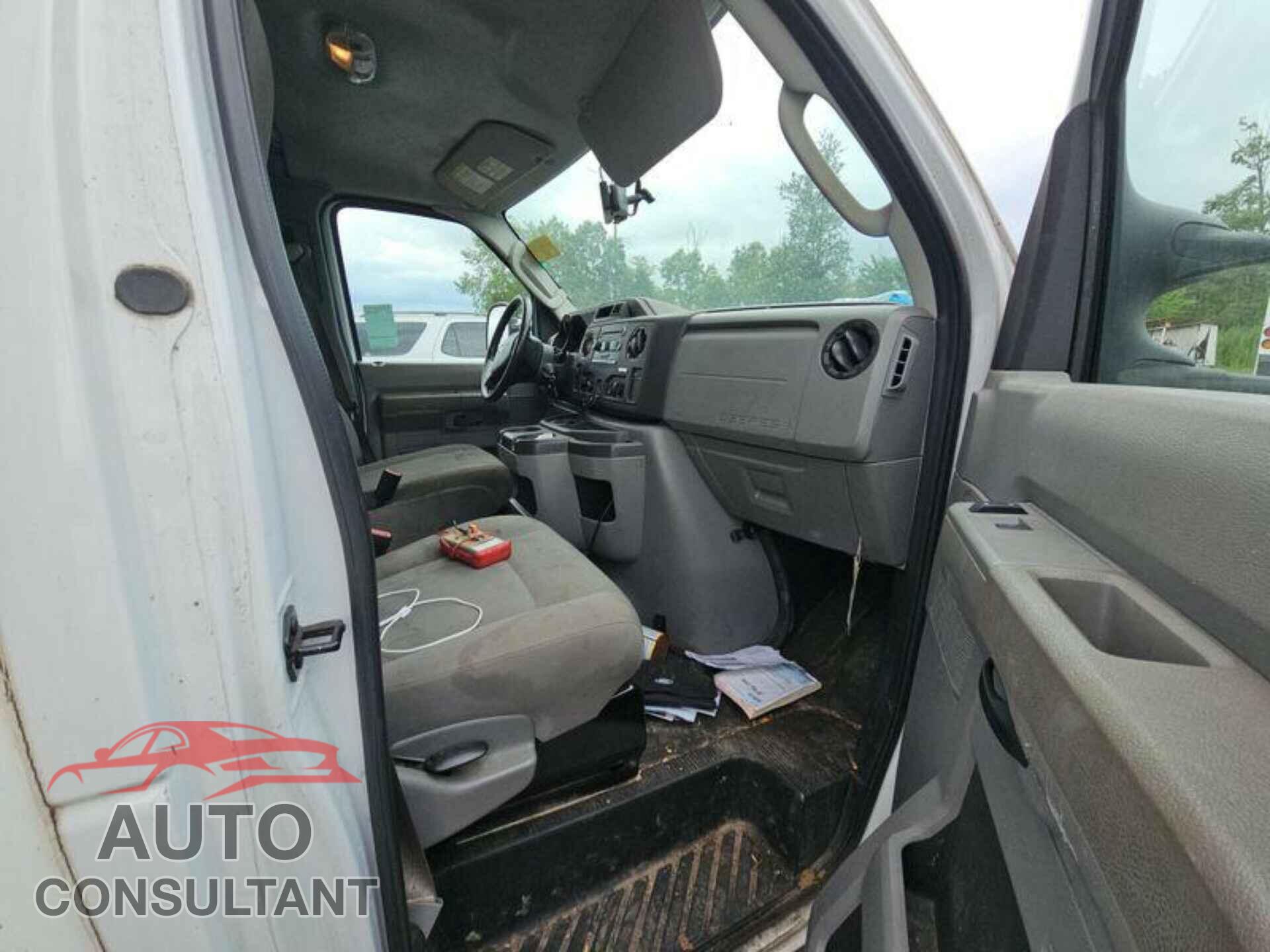 FORD ECONOLINE 2019 - 1FDWE3F65KDC16894