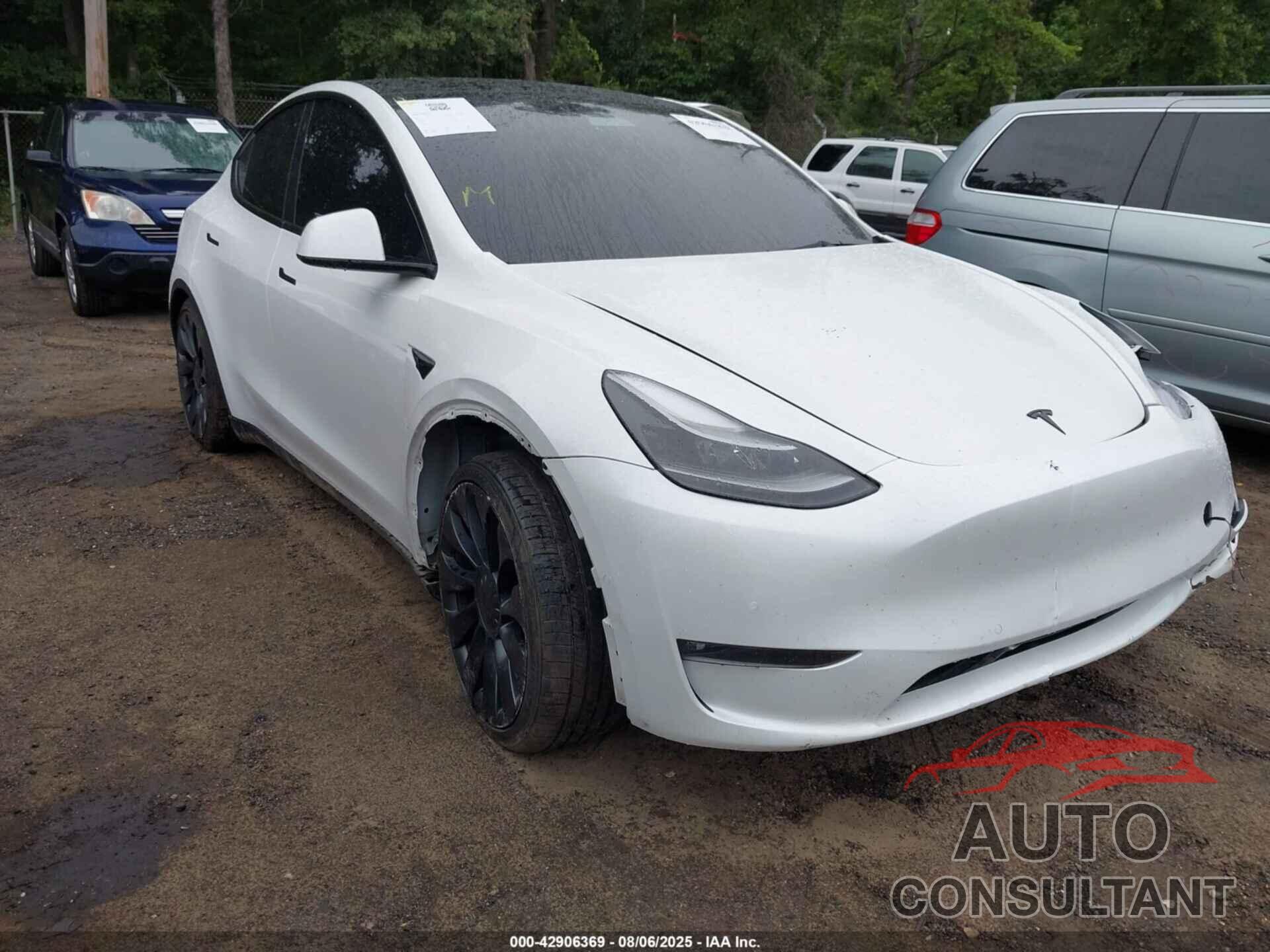 TESLA MODEL Y 2022 - 7SAYGDEFXNF376882