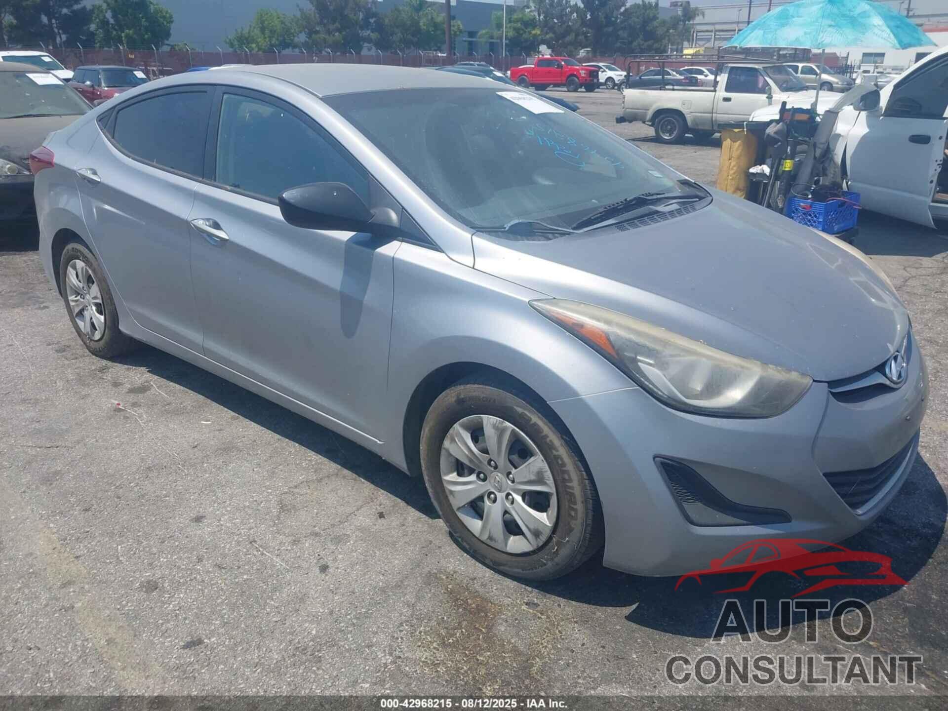 HYUNDAI ELANTRA 2016 - 5NPDH4AE2GH734874