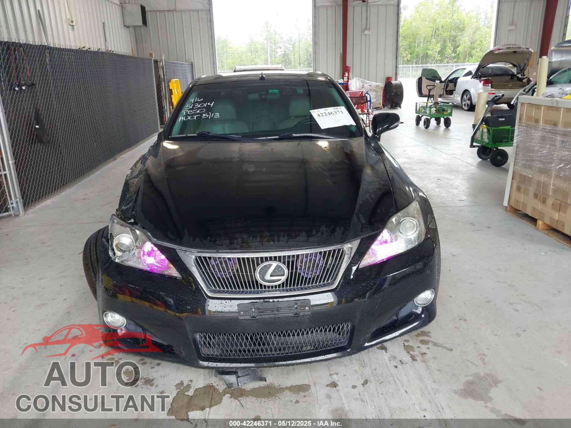 LEXUS IS 250C 2010 - JTHFF2C22A2513014