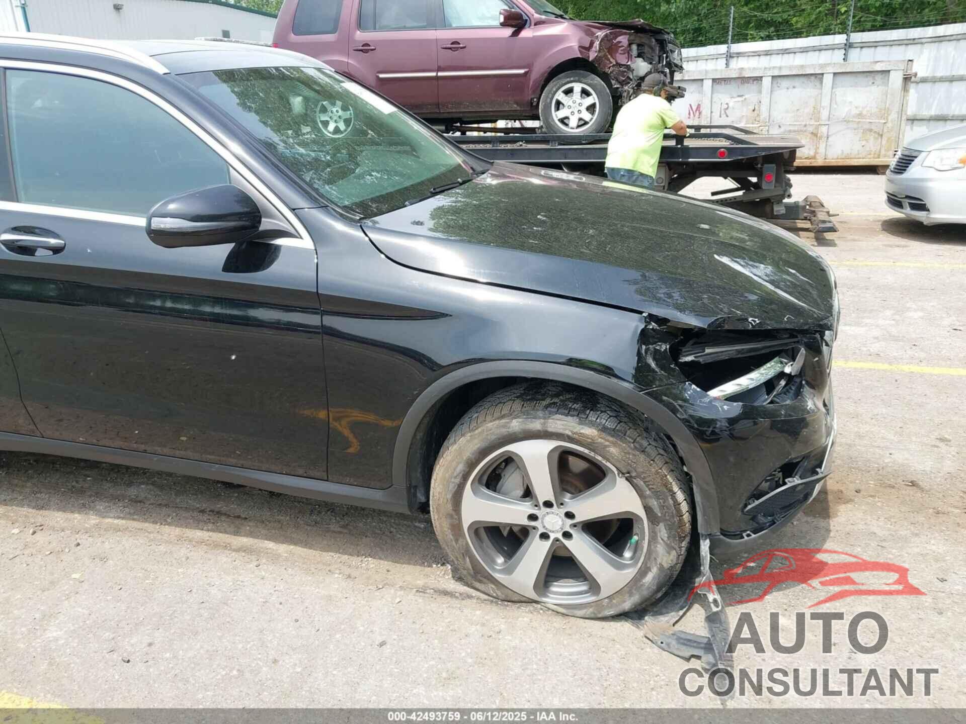 MERCEDES-BENZ GLC 300 2017 - WDC0G4KB5HF140727