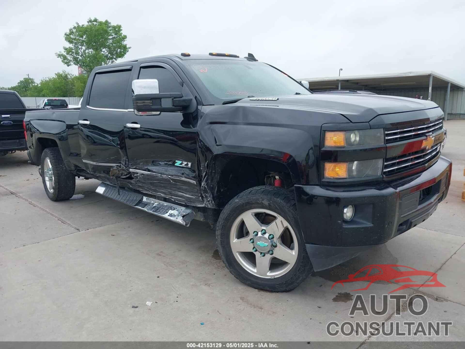 CHEVROLET SILVERADO 2500HD 2015 - 1GC1KWE81FF677662