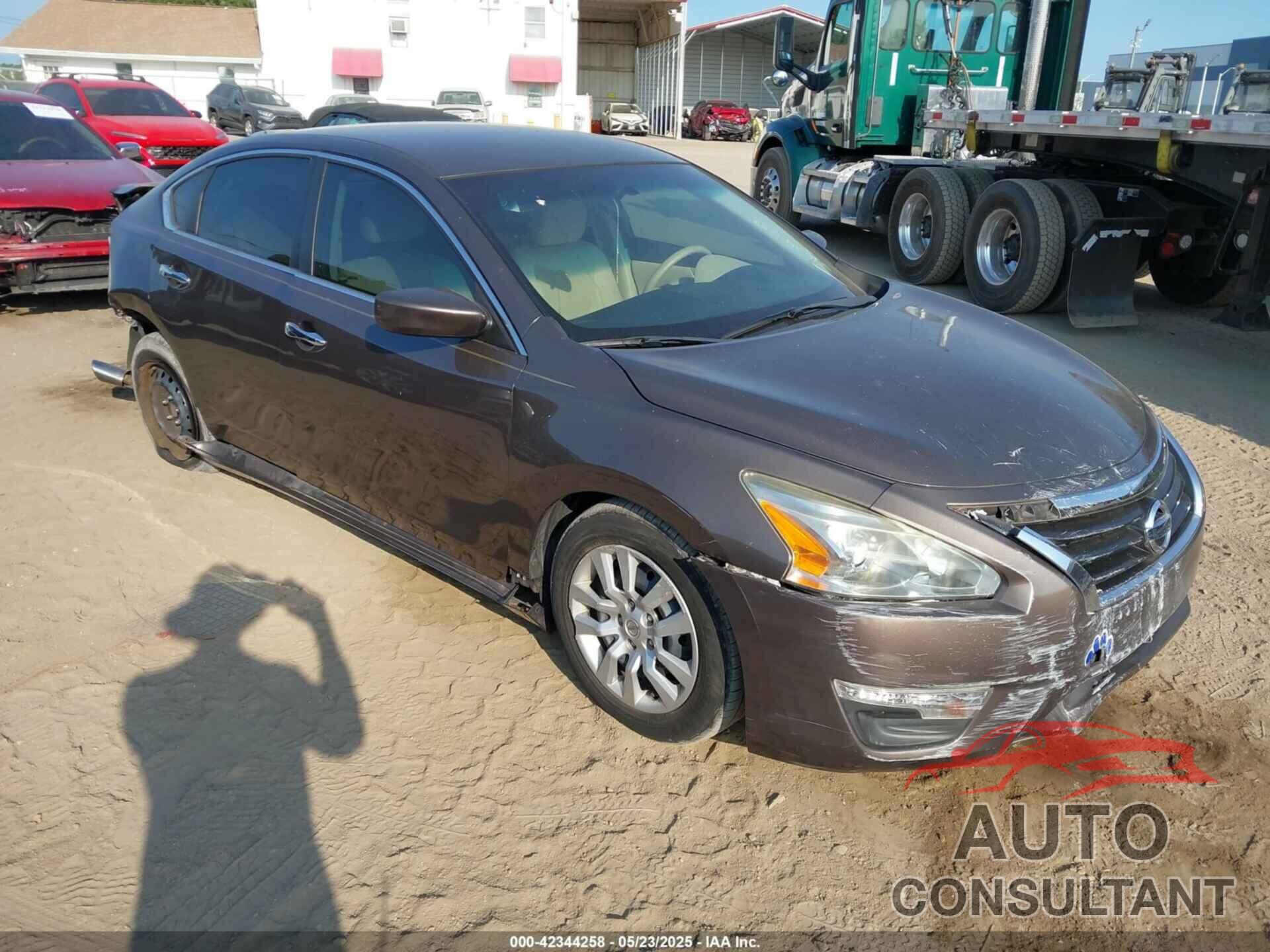 NISSAN ALTIMA 2014 - 1N4AL3AP3EC275298