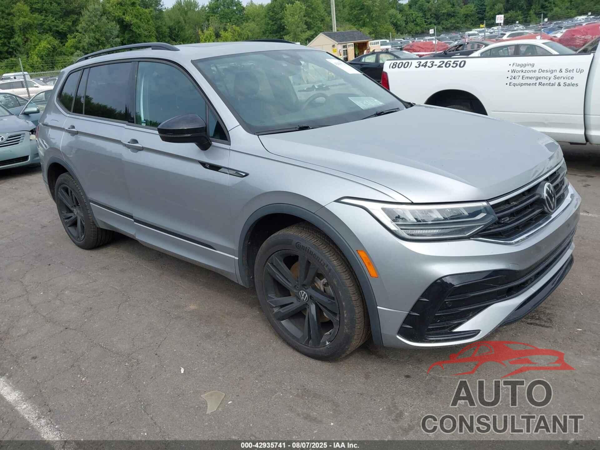 VOLKSWAGEN TIGUAN 2023 - 3VV8B7AXXPM074374