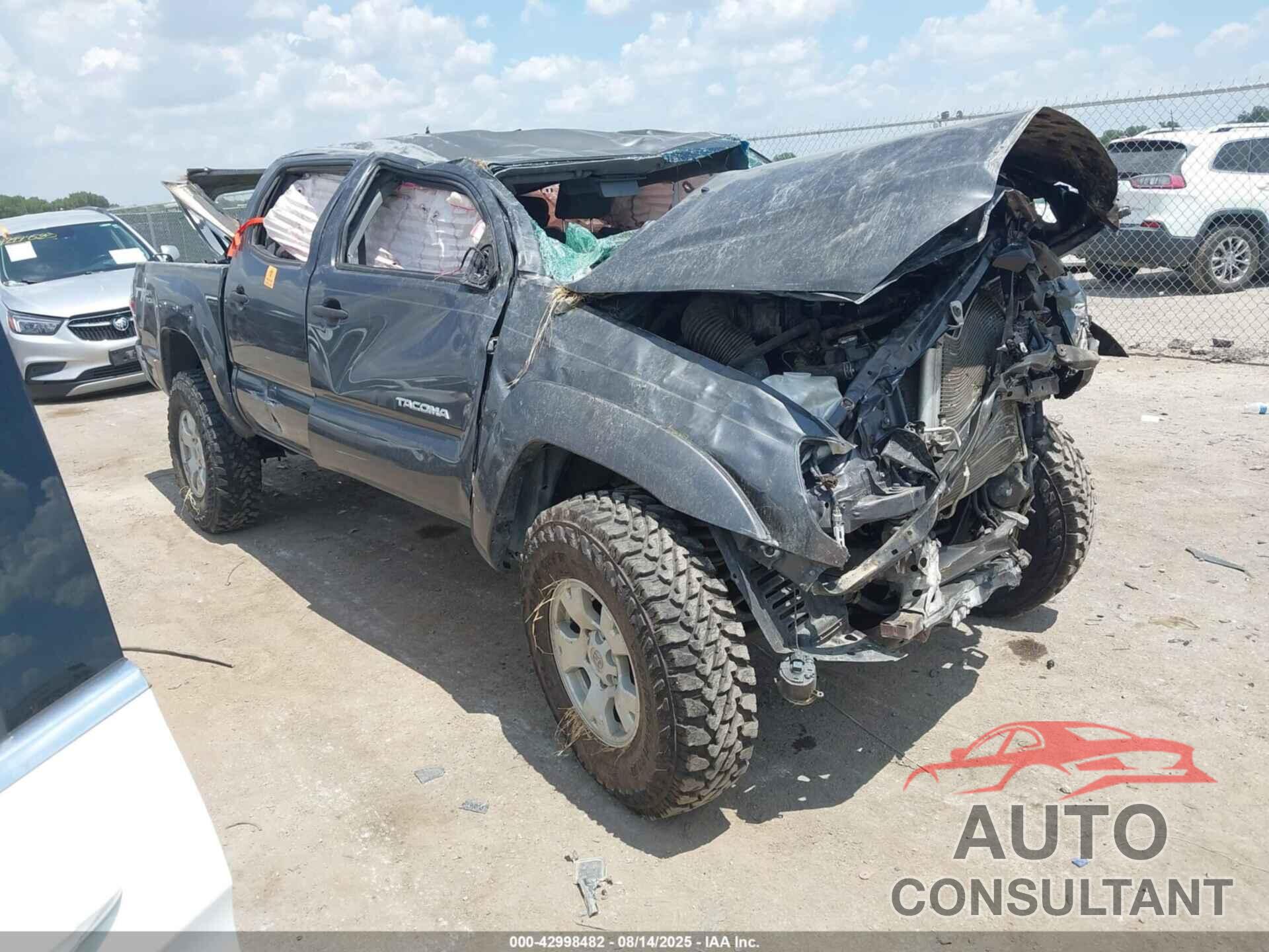 TOYOTA TACOMA 2014 - 3TMLU4EN8EM147880