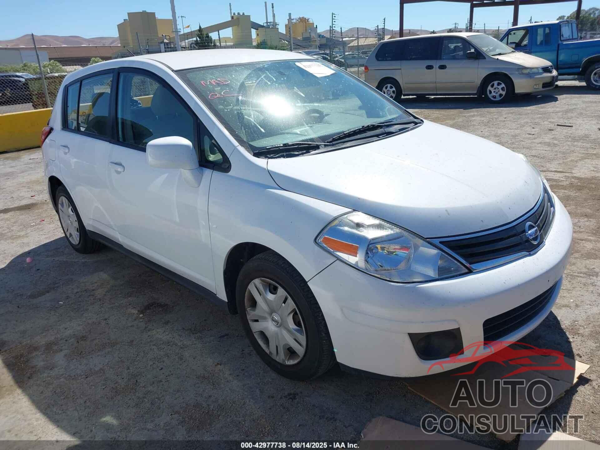NISSAN VERSA 2011 - 3N1BC1CP9BL412831