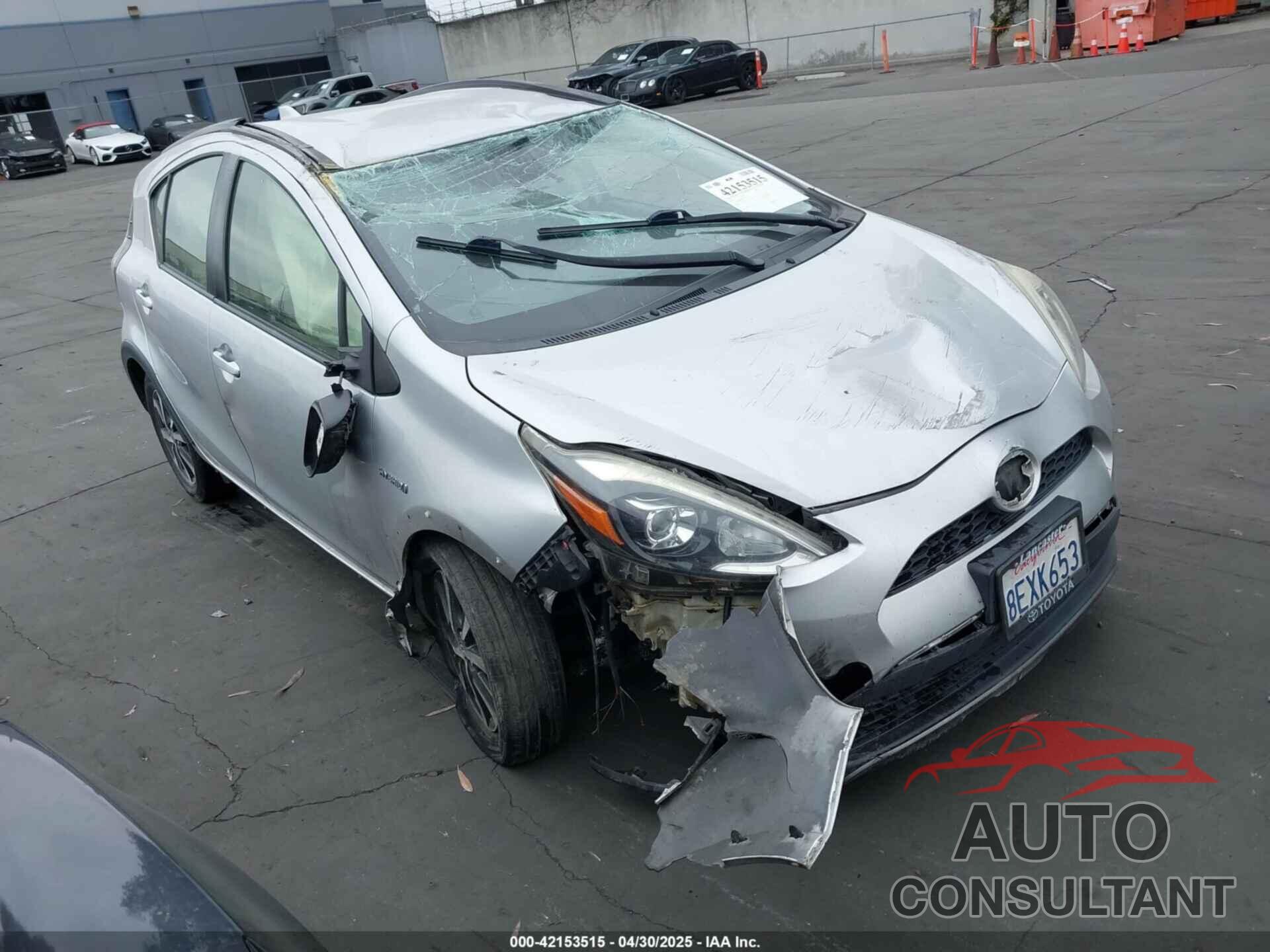 TOYOTA PRIUS C 2018 - JTDKDTB32J1612329