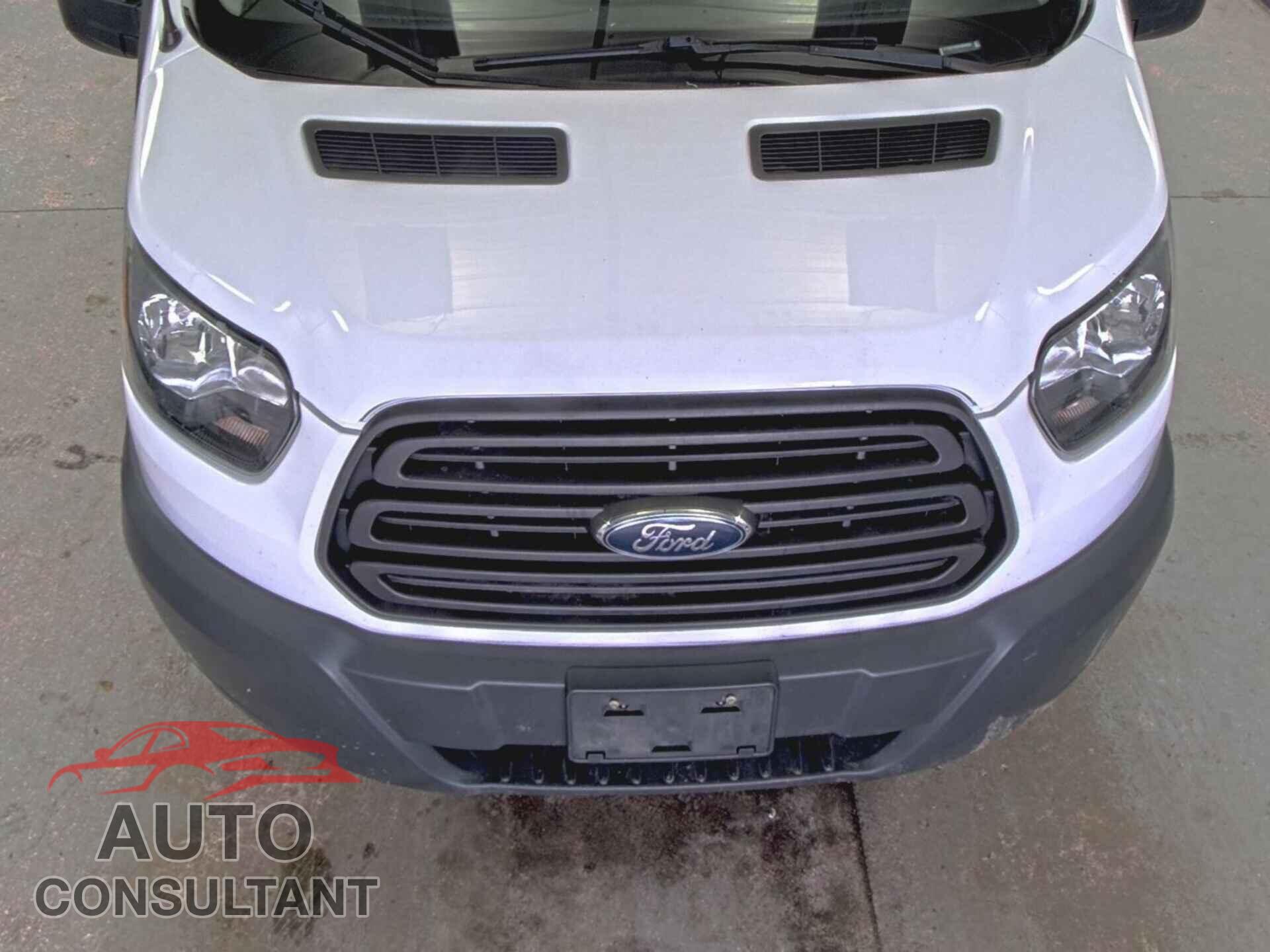 FORD TRANSIT-150 2015 - 1FTNE2YM5FKB29925