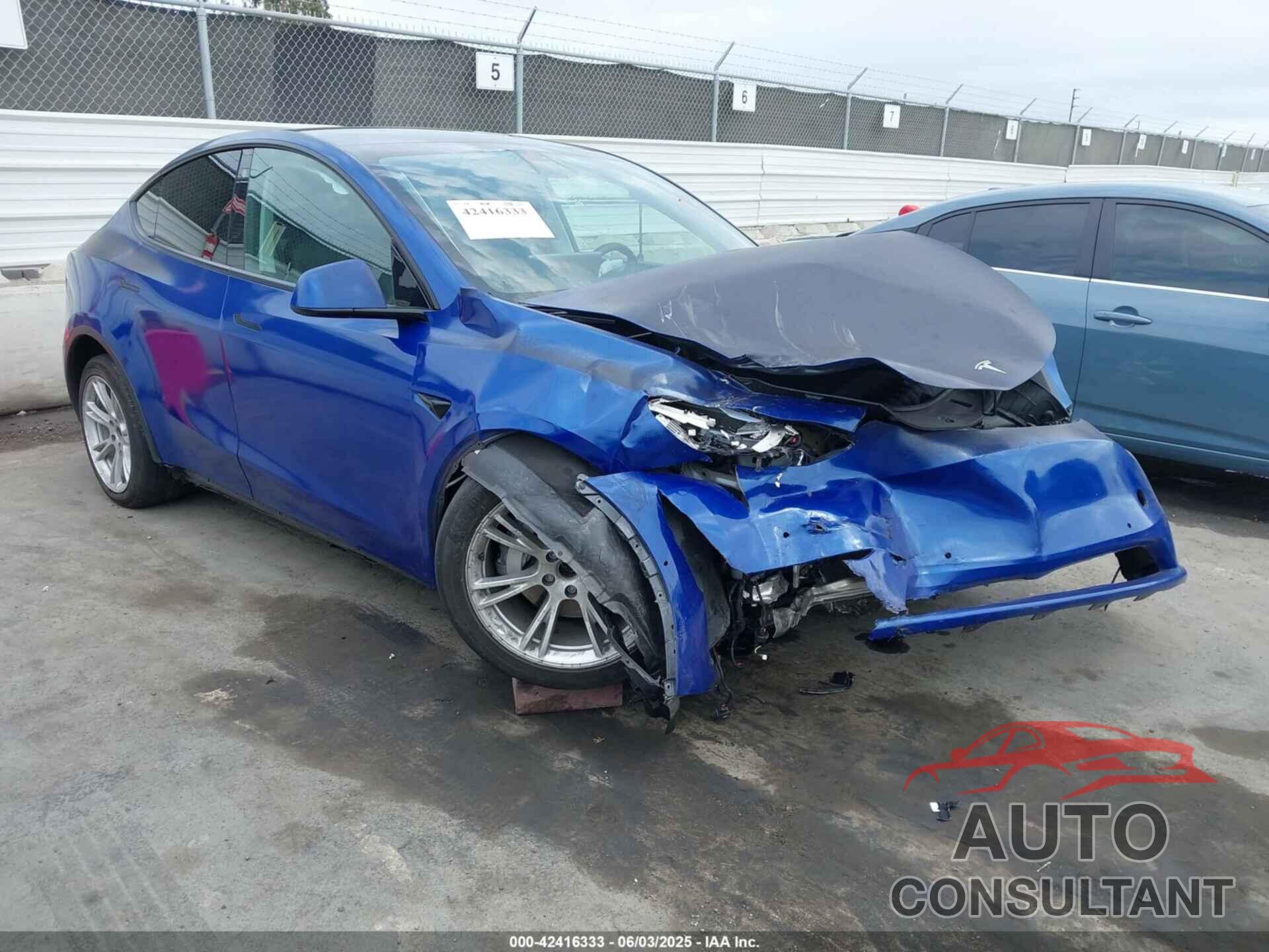 TESLA MODEL Y 2022 - 7SAYGDEE6NF331199