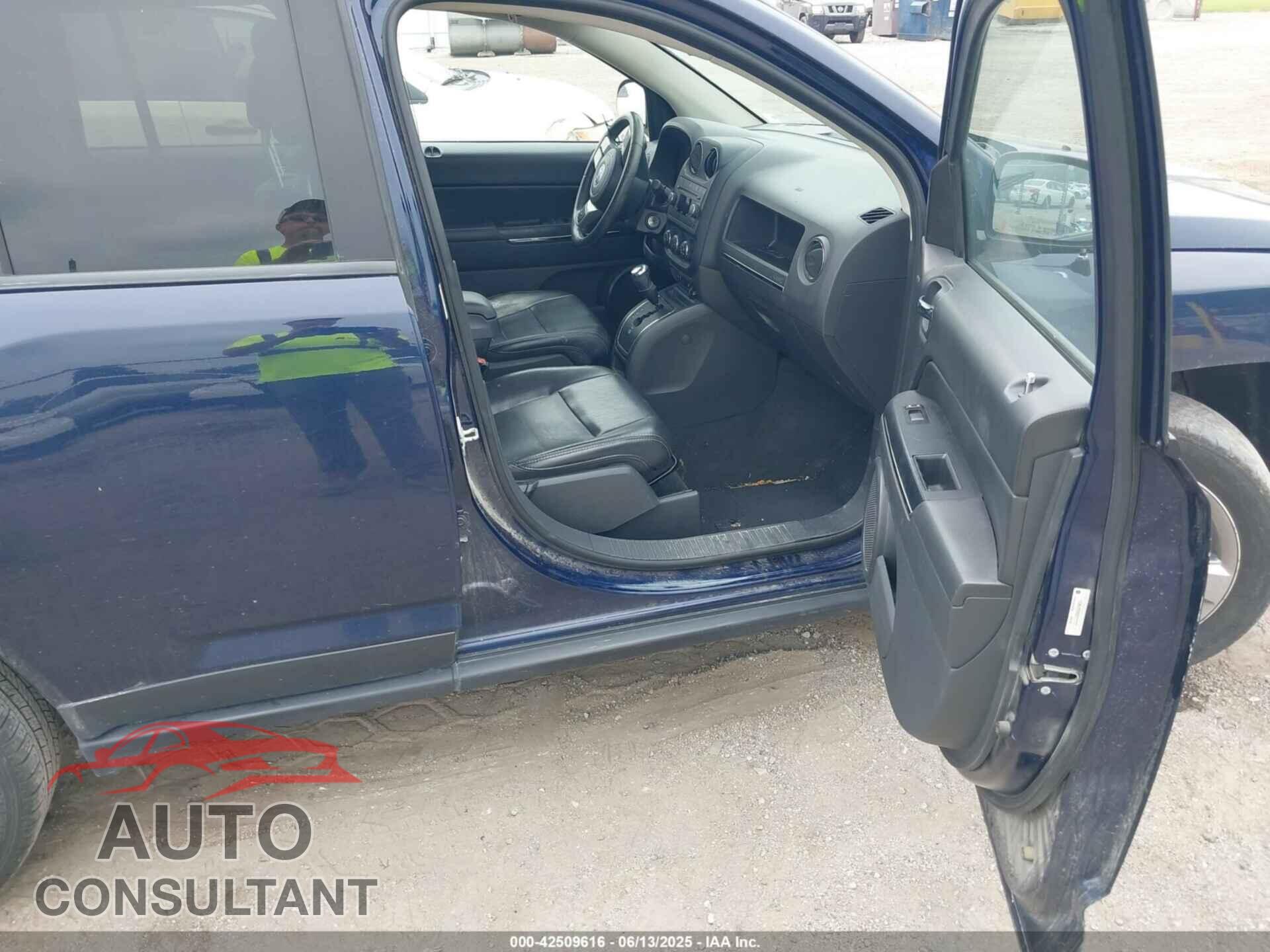 JEEP COMPASS 2012 - 1C4NJDCB6CD717717