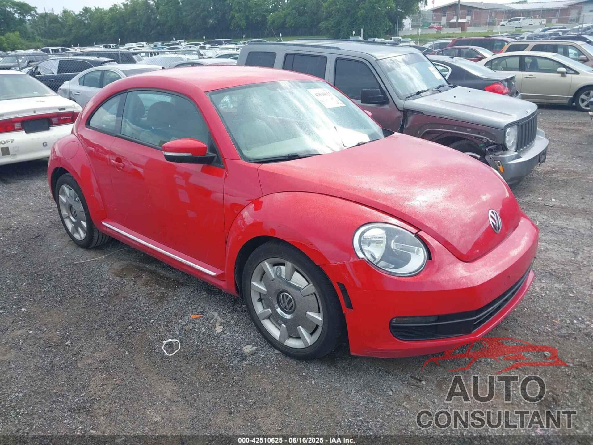 VOLKSWAGEN BEETLE 2012 - 3VWJP7AT1CM658233