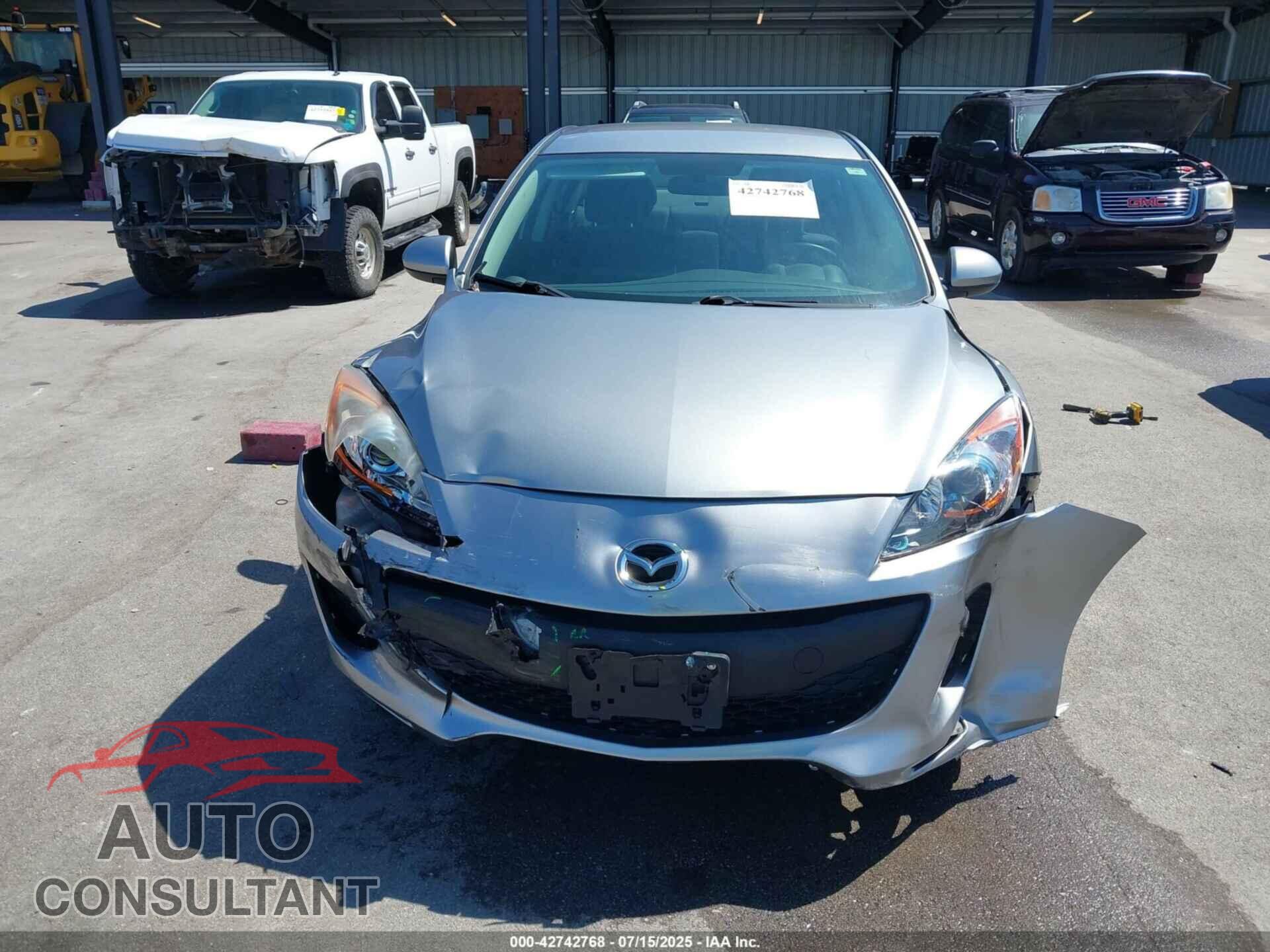 MAZDA MAZDA3 2012 - JM1BL1V76C1655306