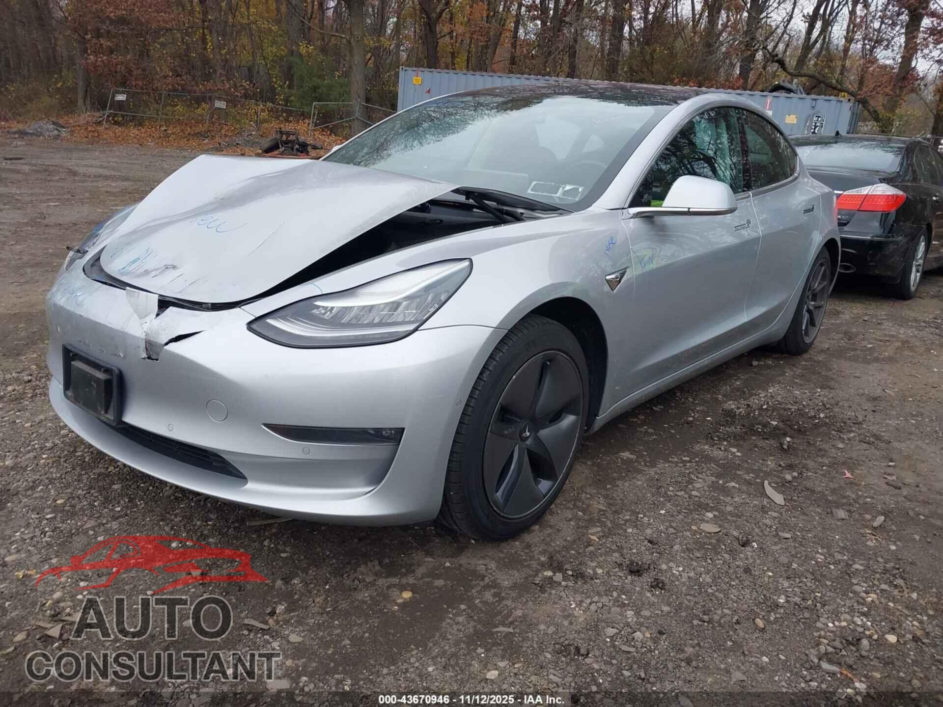 TESLA MODEL 3 2018 - 5YJ3E1EA7JF098906