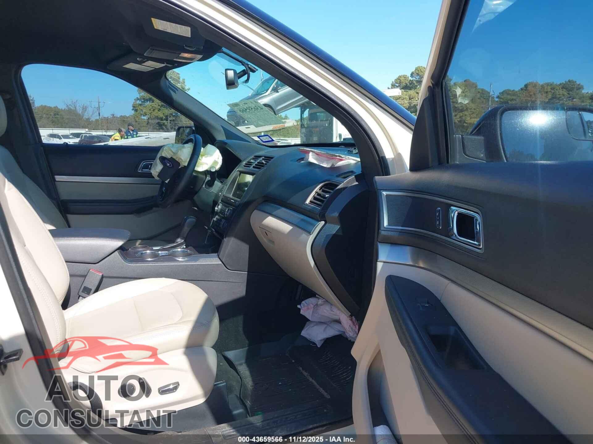 FORD EXPLORER 2018 - 1FM5K7D88JGB30606