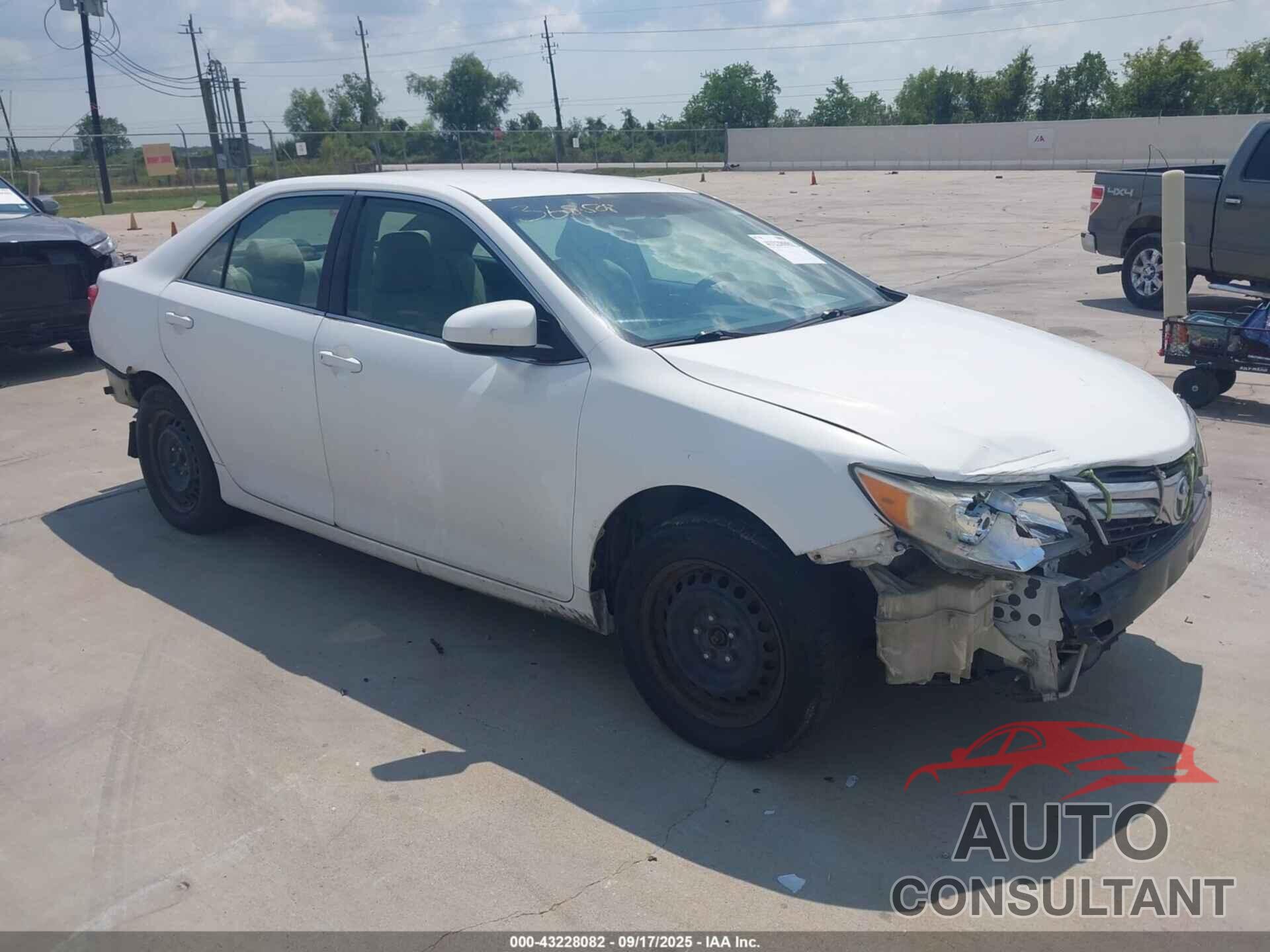 TOYOTA CAMRY 2014 - 4T4BF1FK0ER368508