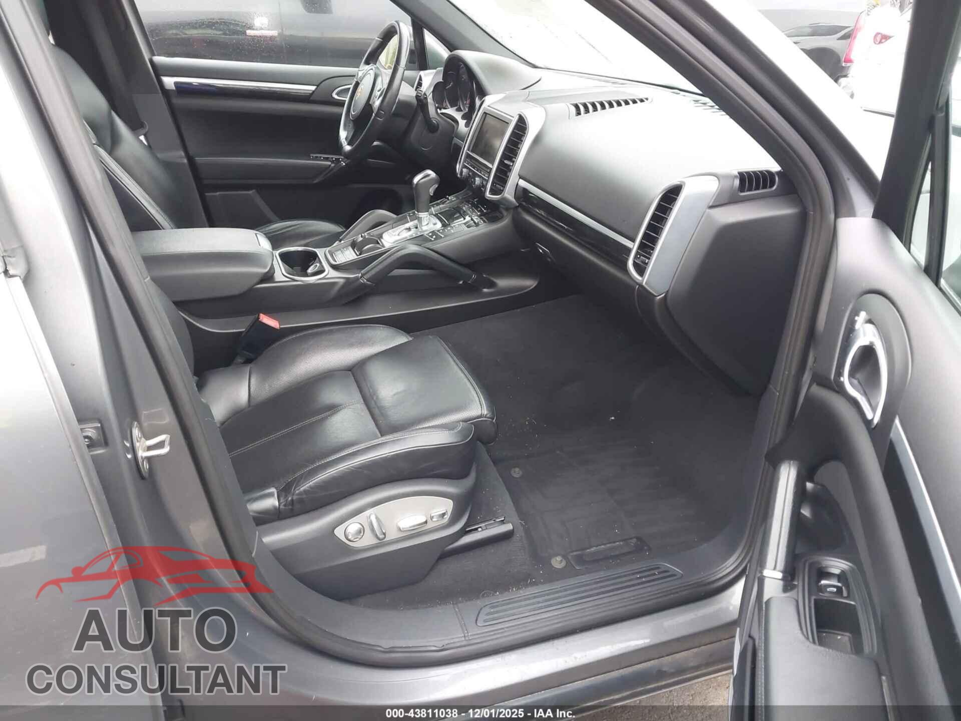 PORSCHE CAYENNE 2012 - WP1AA2A21CLA02886