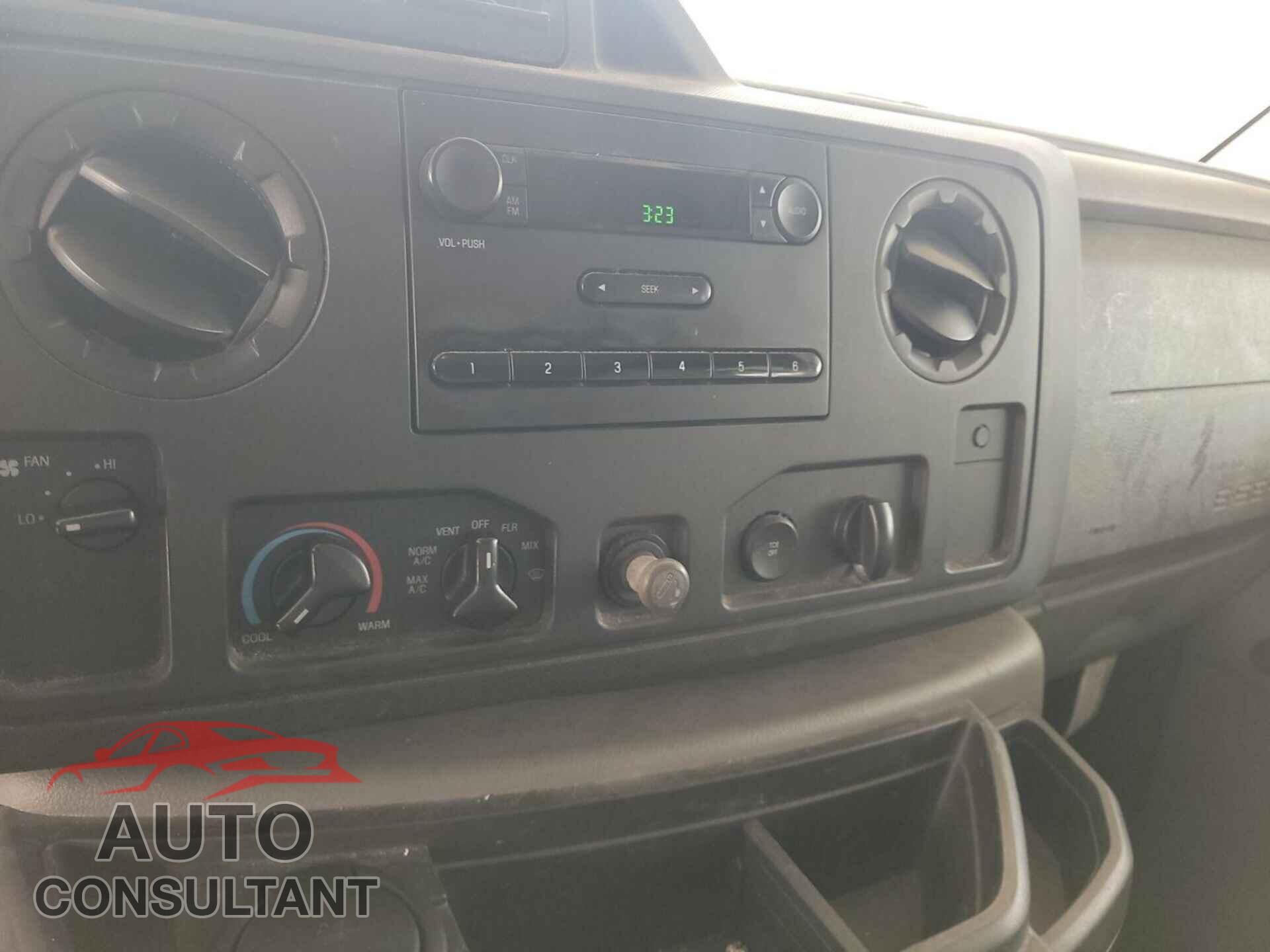 FORD E-150 2011 - 1FTNE1EW3BDA26551