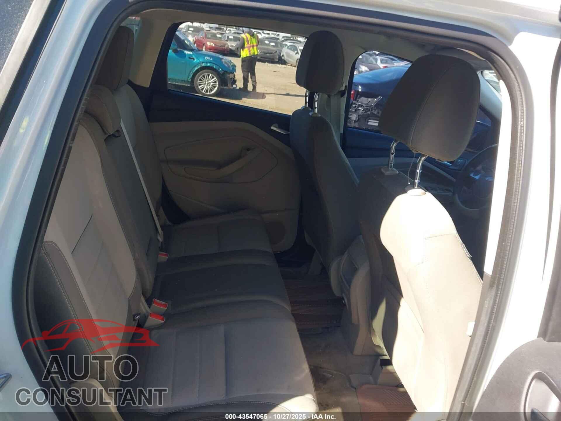 FORD ESCAPE 2014 - 1FMCU0GX8EUE05409