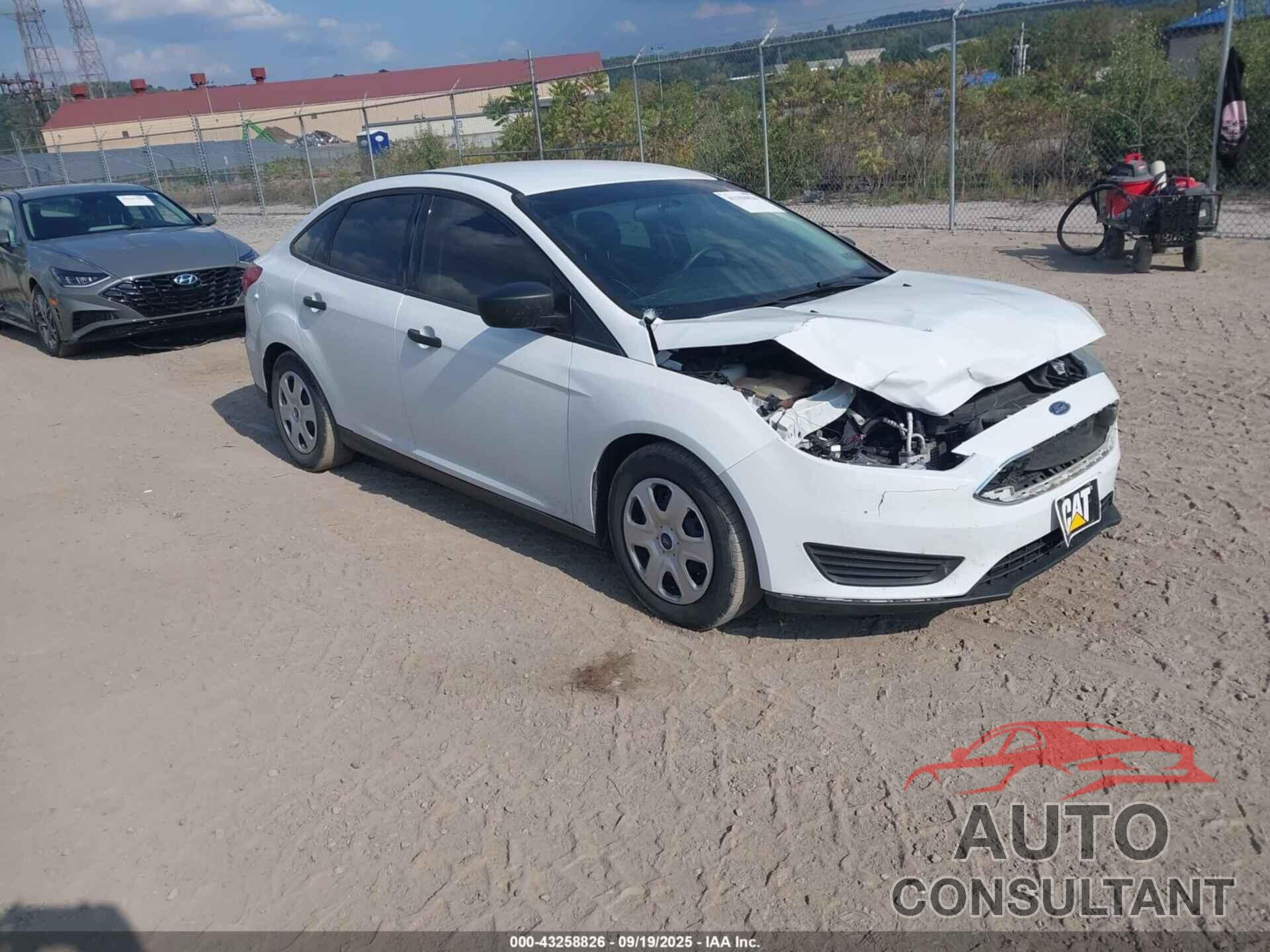 FORD FOCUS 2016 - 1FADP3E26GL292793