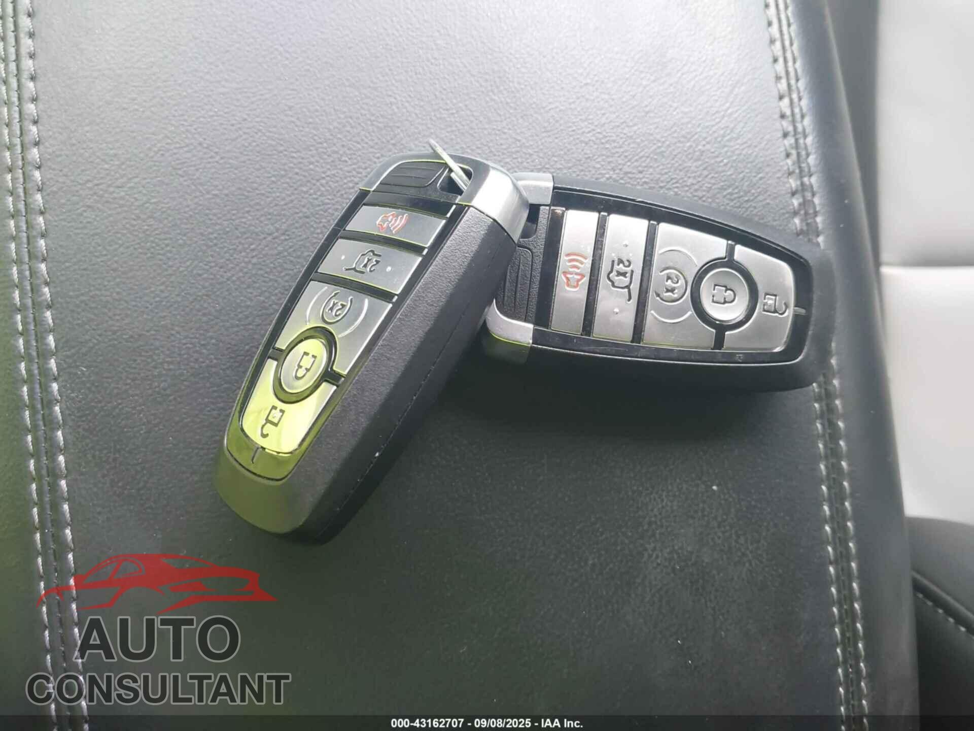 FORD EXPLORER 2023 - 1FMSK8DH5PGB87637