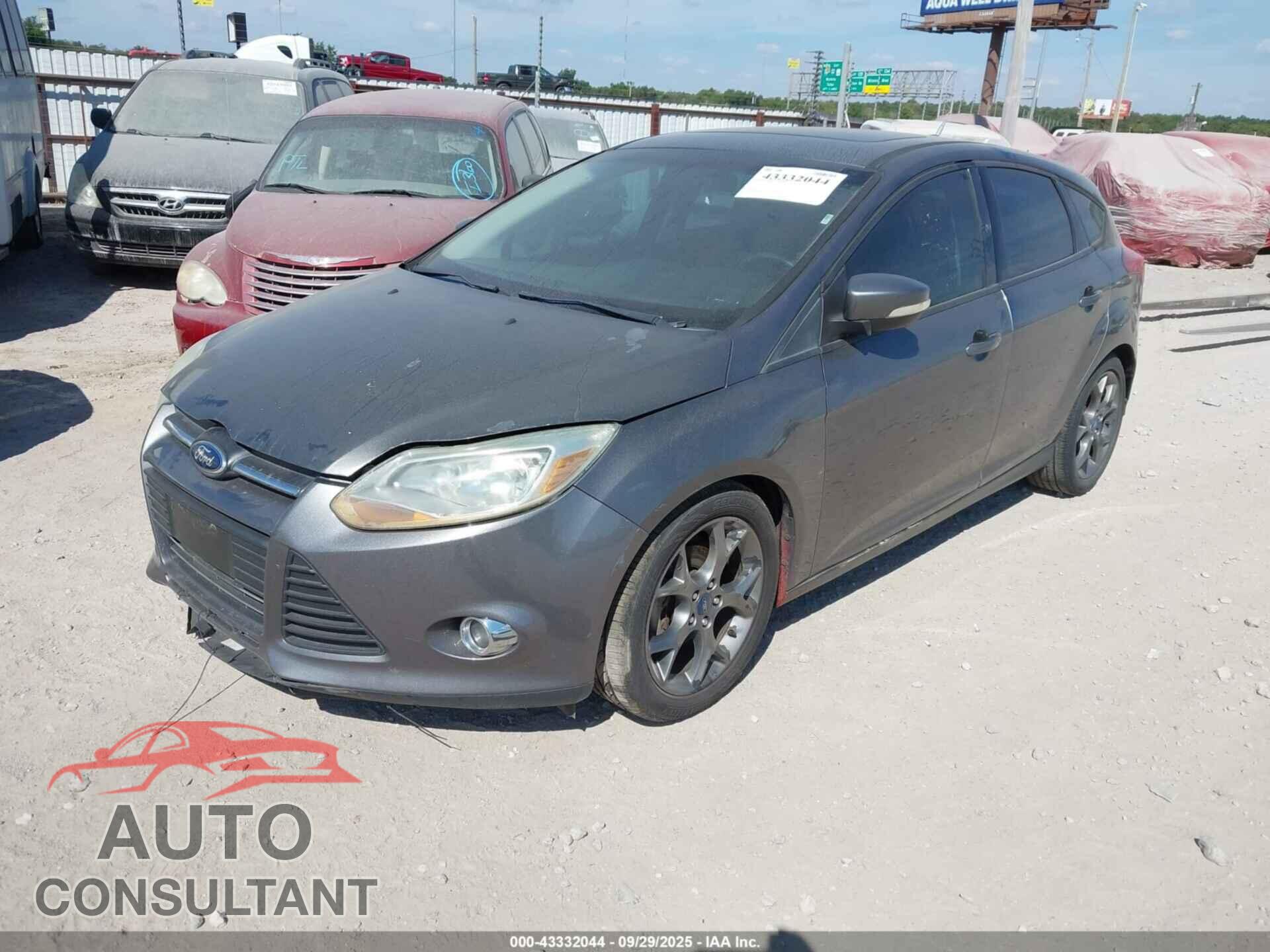 FORD FOCUS 2013 - 1FADP3K26DL354550
