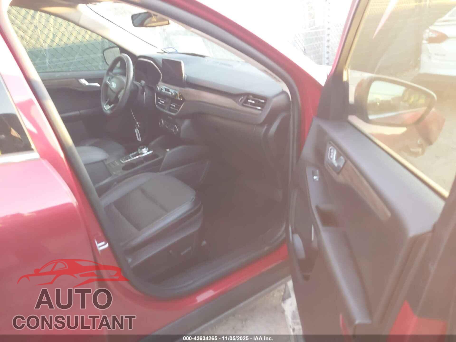 FORD ESCAPE 2020 - 1FMCU0DZ5LUA54350