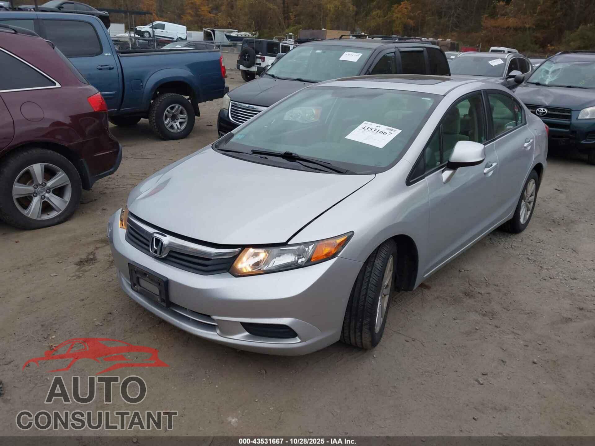 HONDA CIVIC 2012 - 2HGFB2F86CH588825