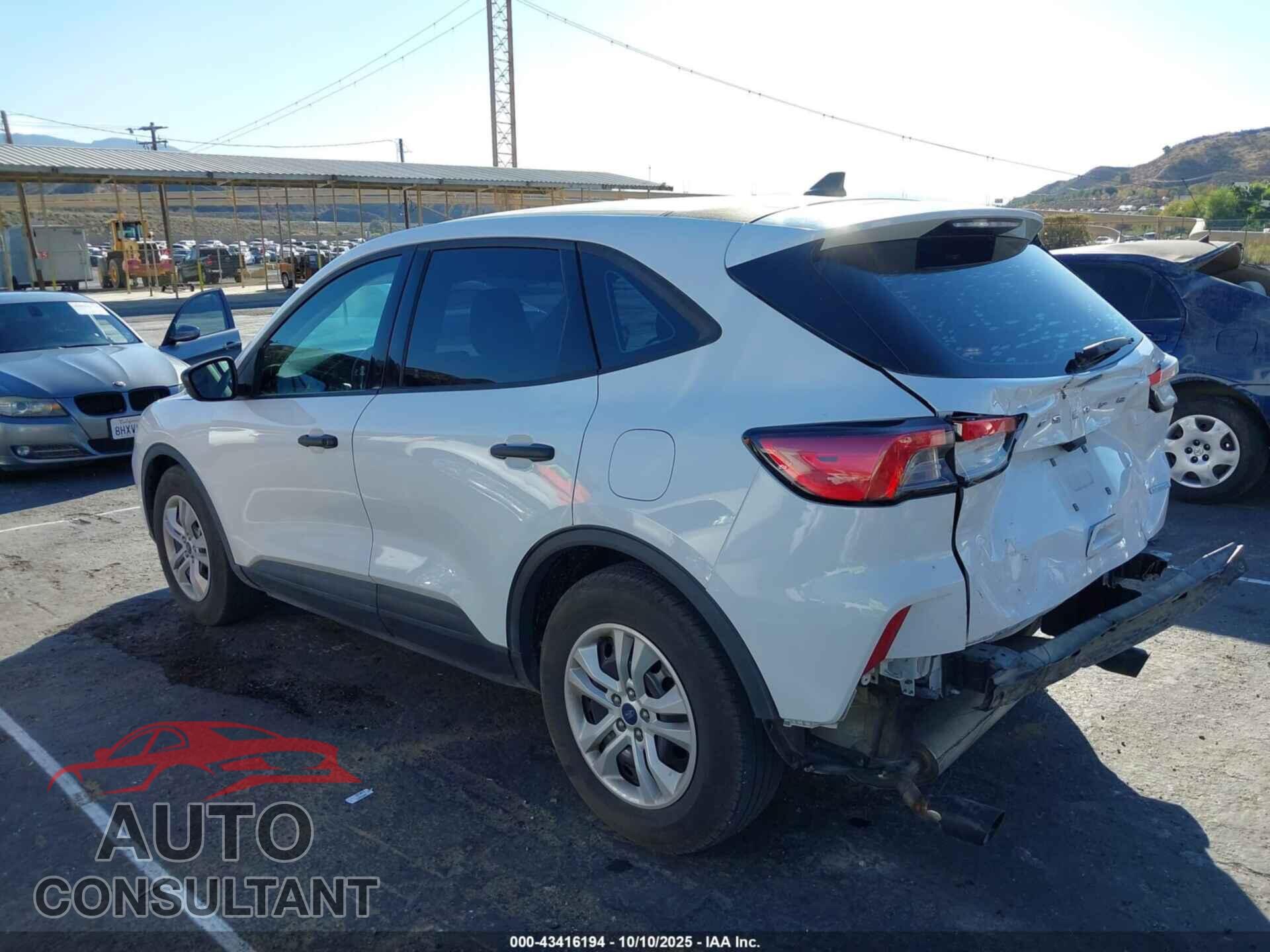 FORD ESCAPE 2020 - 1FMCU0F62LUA35581