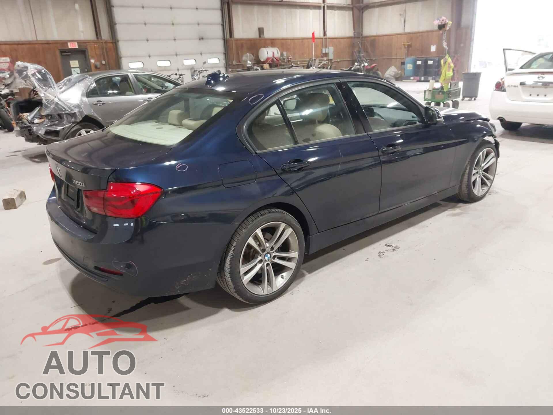 BMW 328I 2016 - WBA8E9G57GNU28362