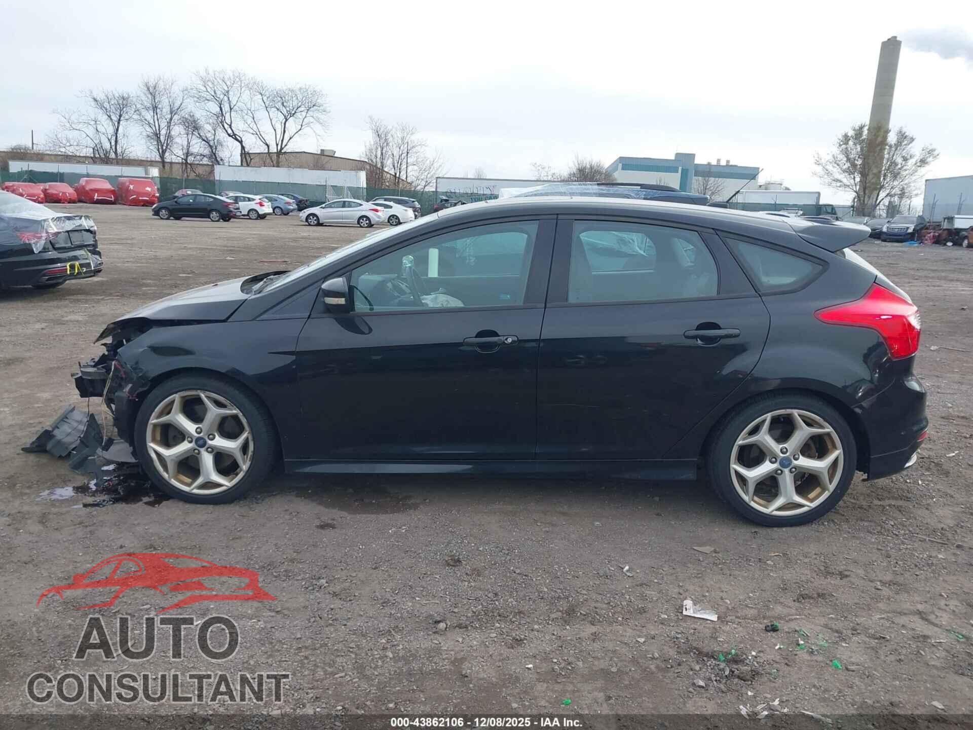 FORD FOCUS ST 2013 - 1FADP3L9XDL127759