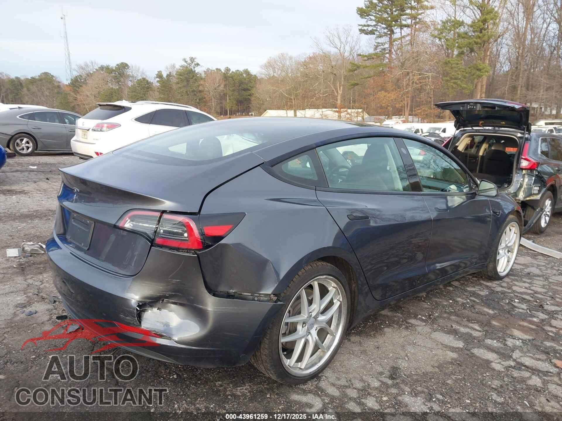 TESLA MODEL 3 2023 - 5YJ3E1EA7PF452870