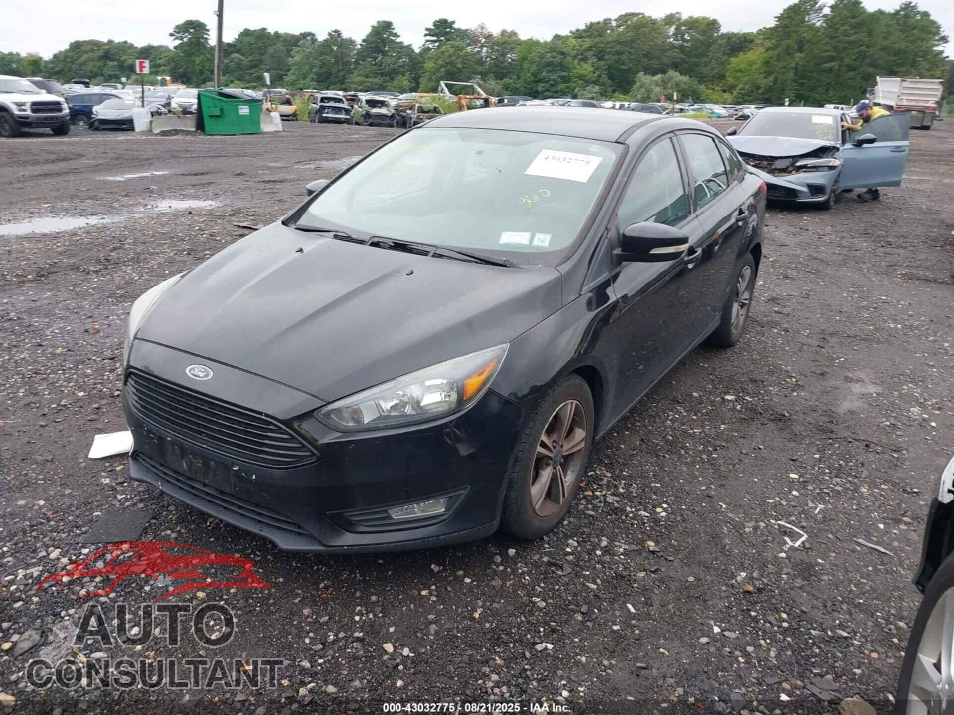 FORD FOCUS 2017 - 1FADP3FE8HL281157