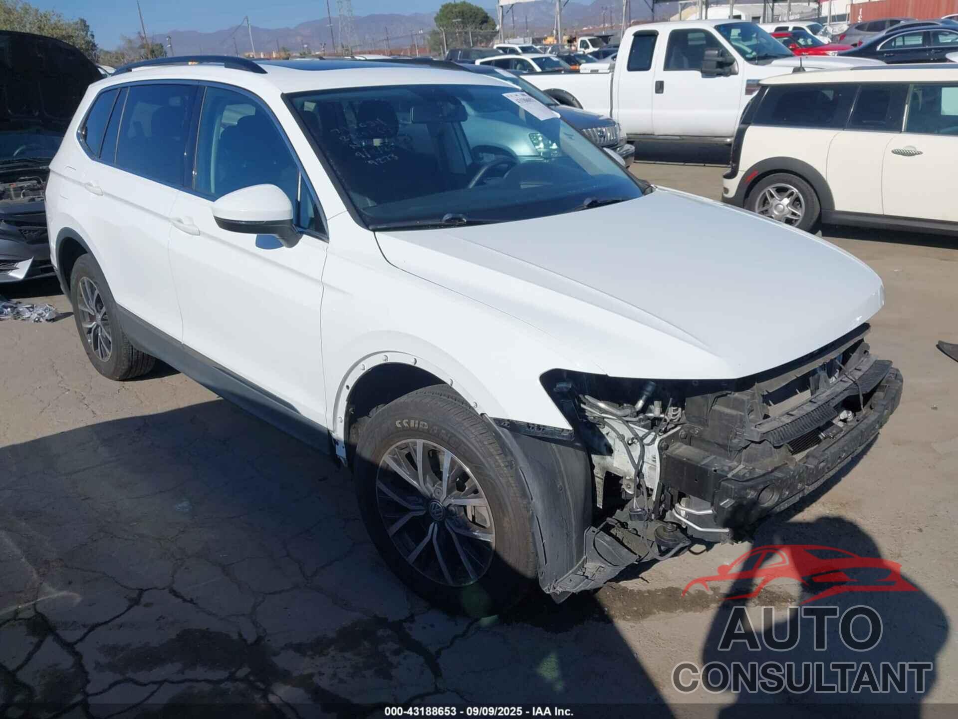 VOLKSWAGEN TIGUAN 2020 - 3VV3B7AX1LM115298